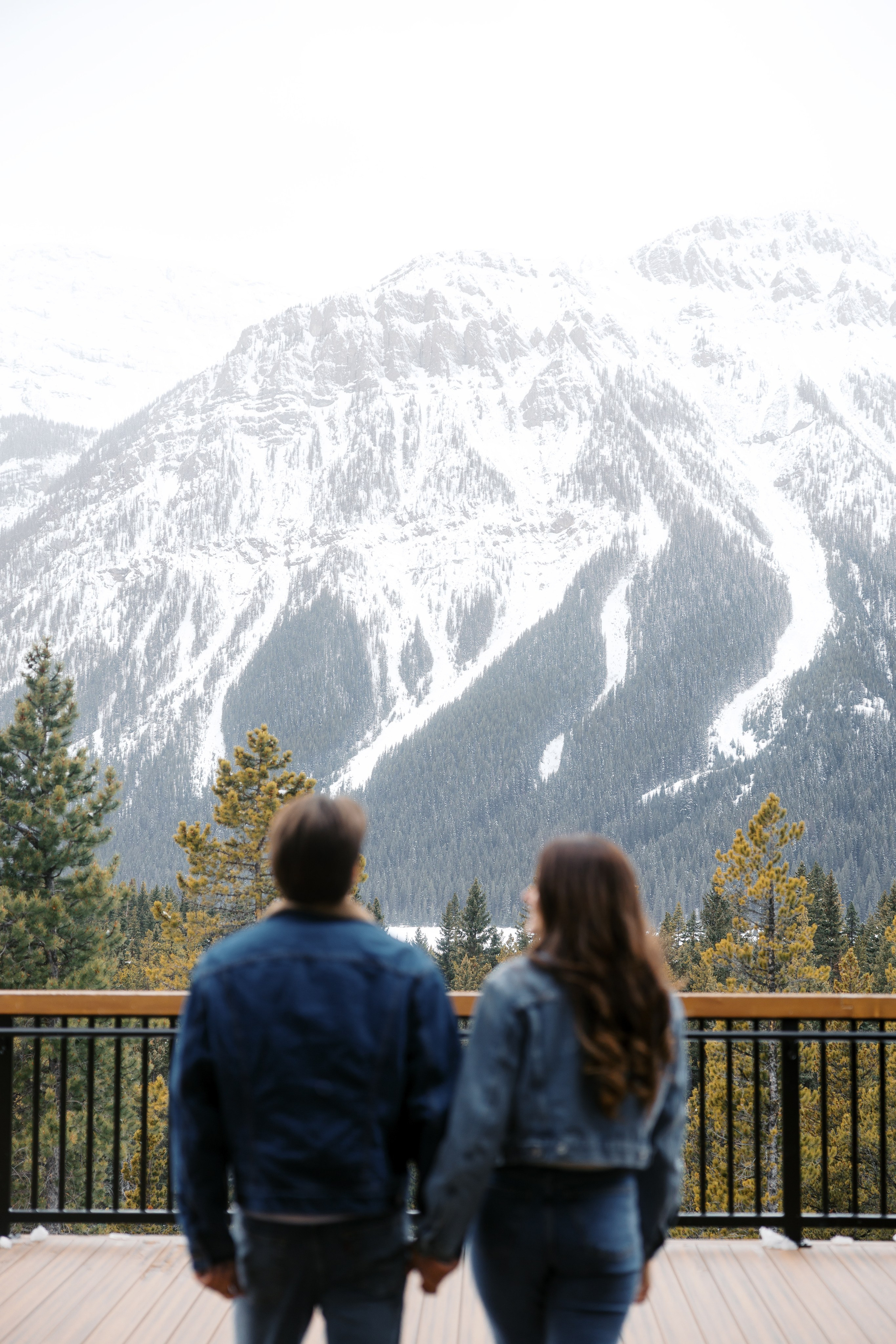 Ski engagement session. Home