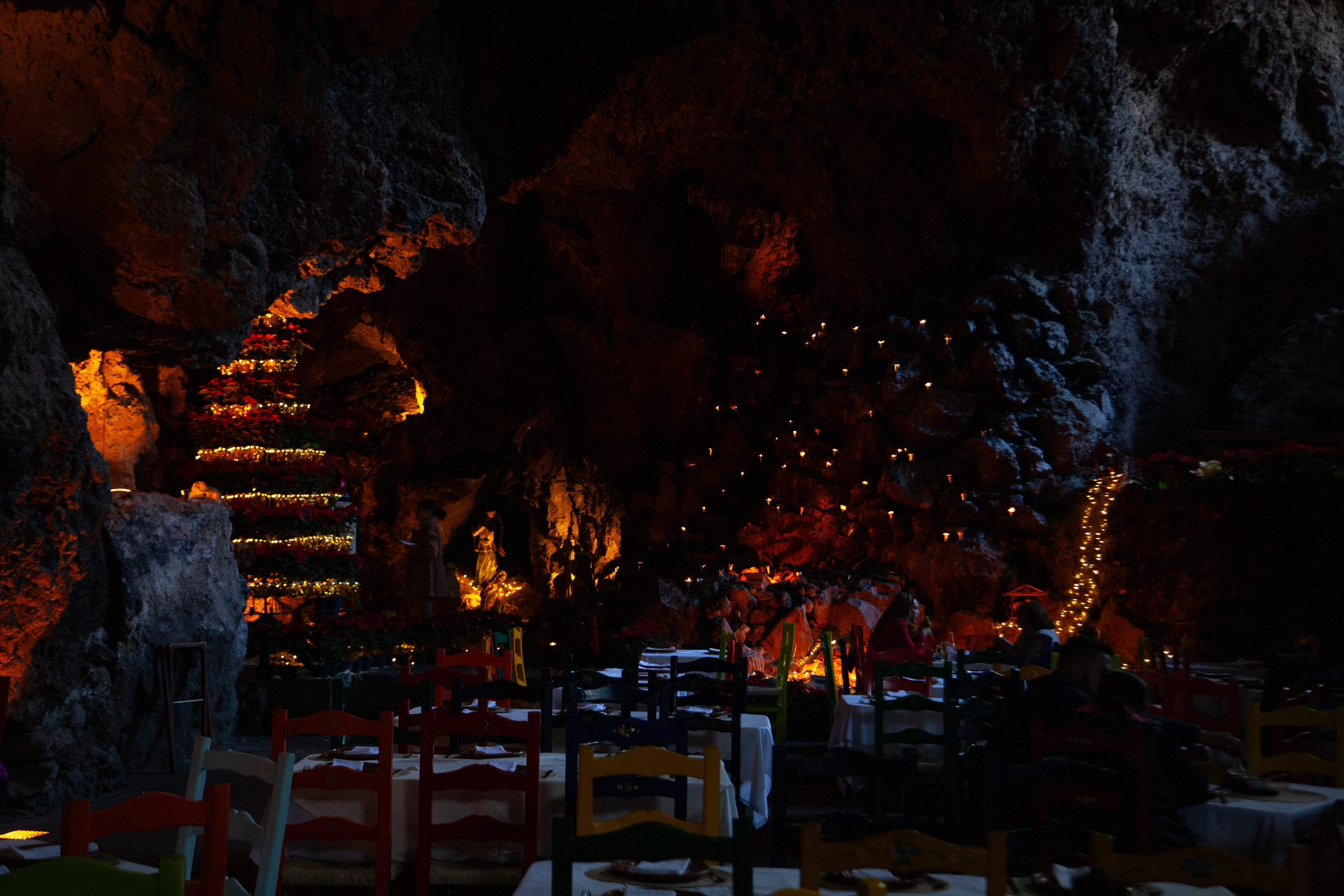 LA GRUTA. Lero Photographer and a set designer|individual custom portrait and advertising photography in Zutphen