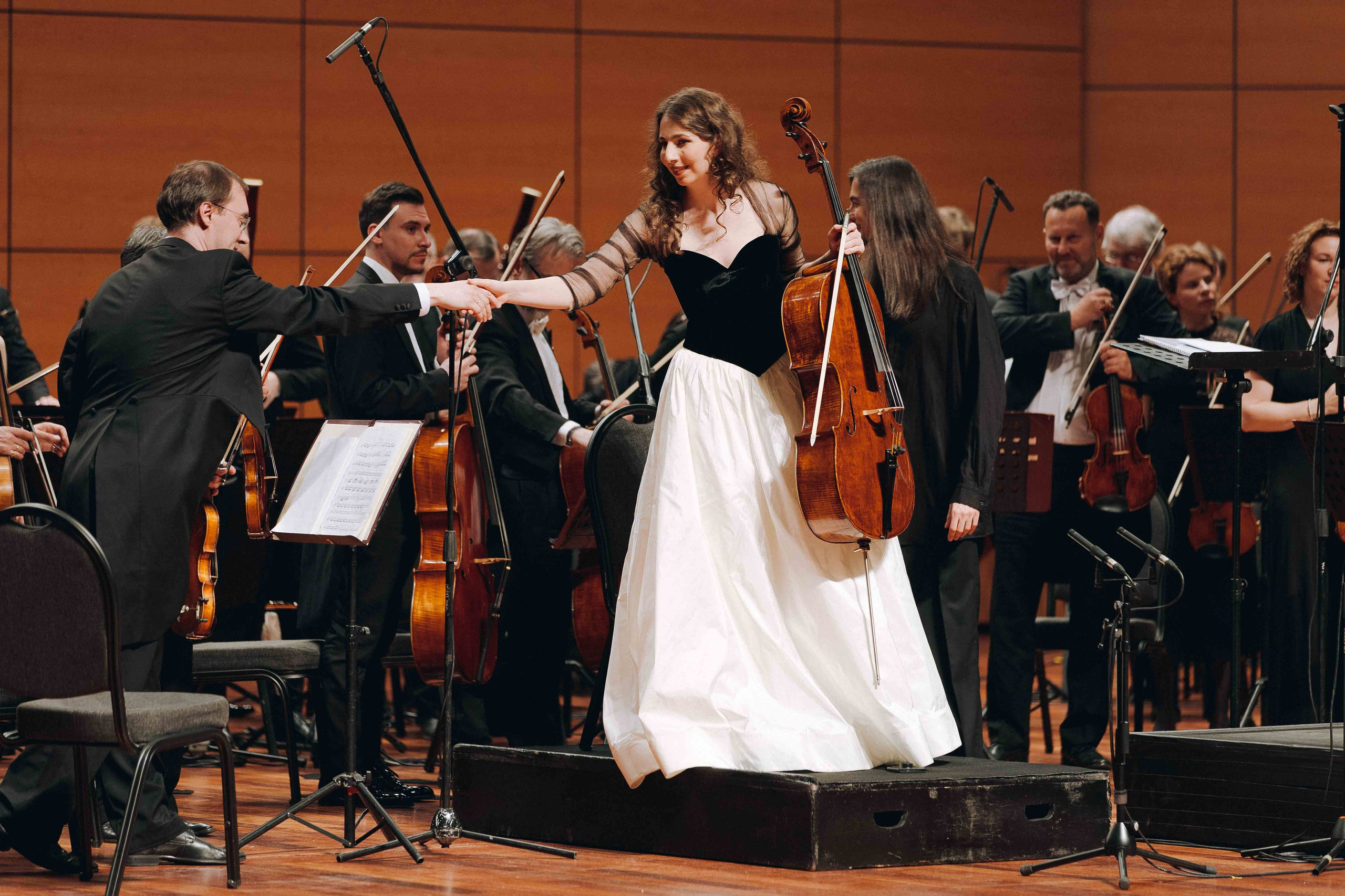 The Tchaikovsky Academic Grand Symphony Orchestra in Istanbul. Wedding&Event photographer Ismail Rzayev in Baku