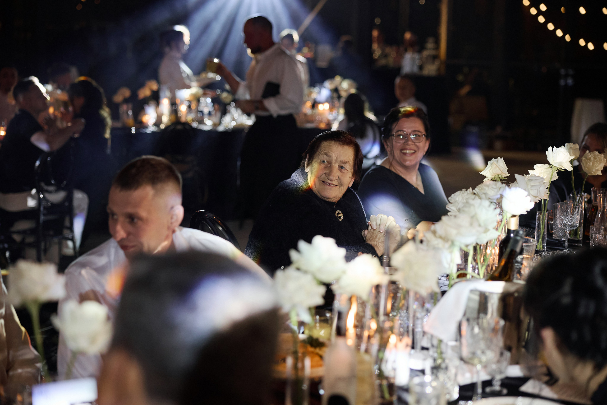 Natalia & Roman. Dworek przy lesie. Fotograf ślubny i rodzinny w Krakowie Yana Klymova