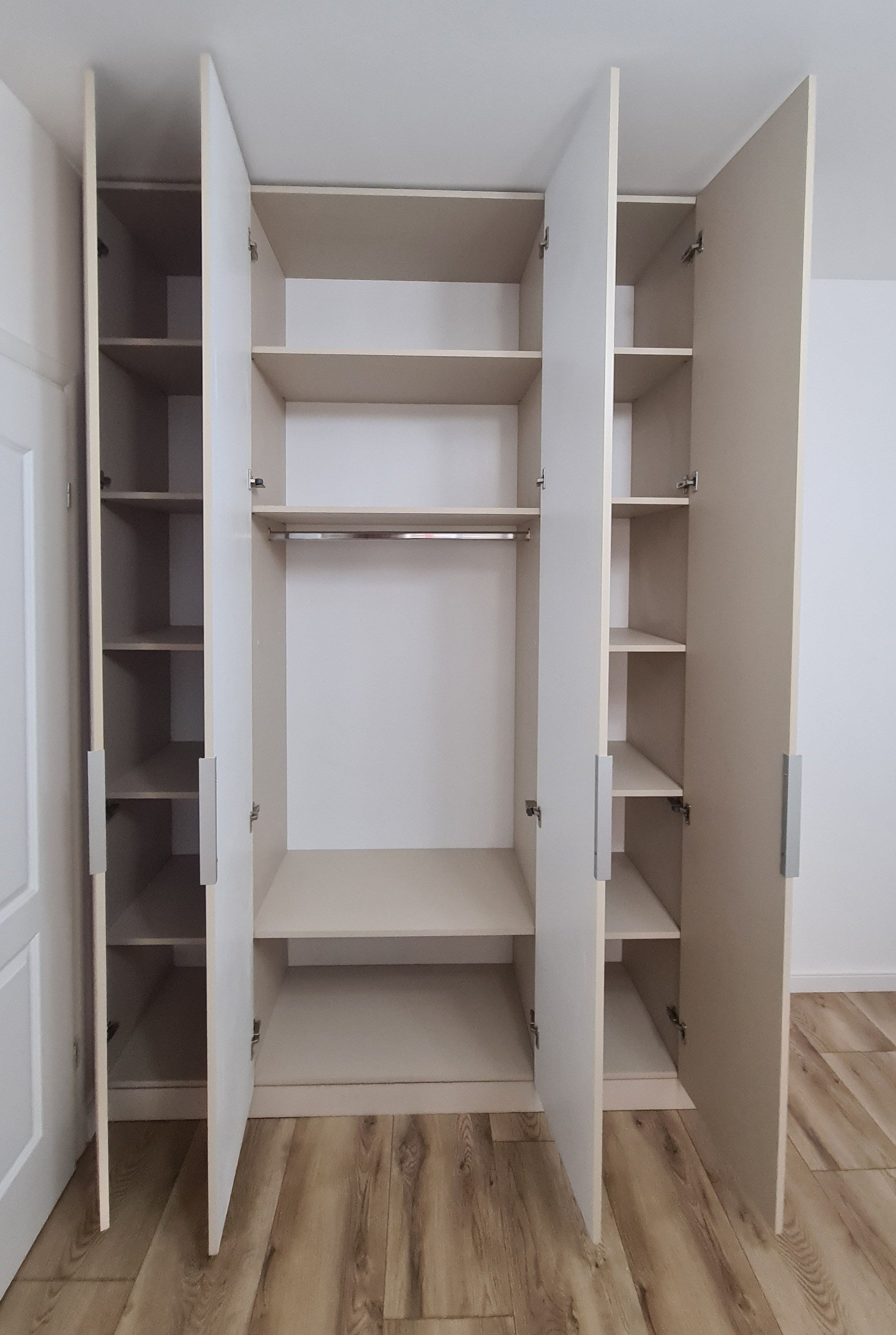 Dressing. Furniture Alexandru Turcu