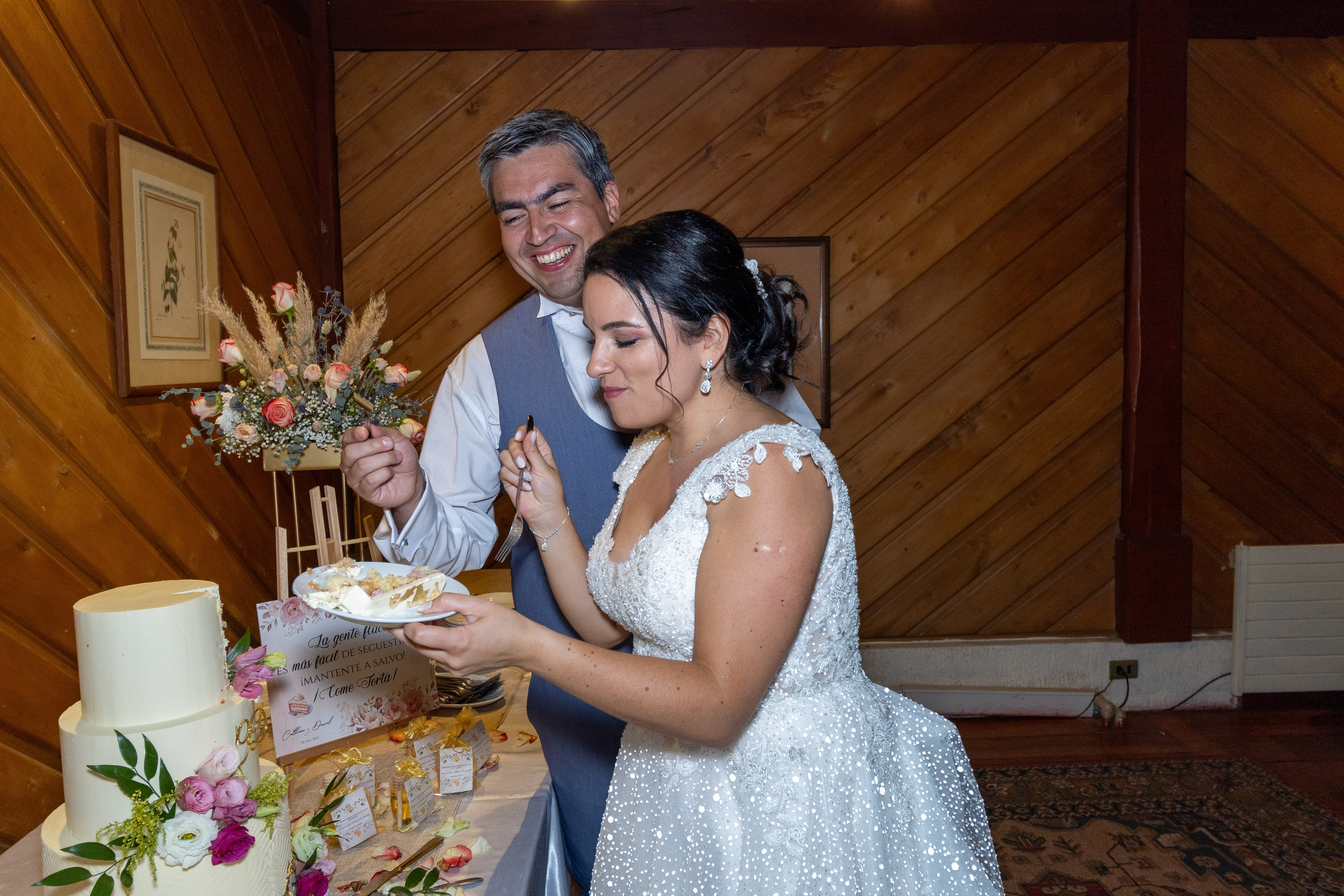 Katherin y Daniel. Dinka & Emilio - El arte de preservar lo que no se repite