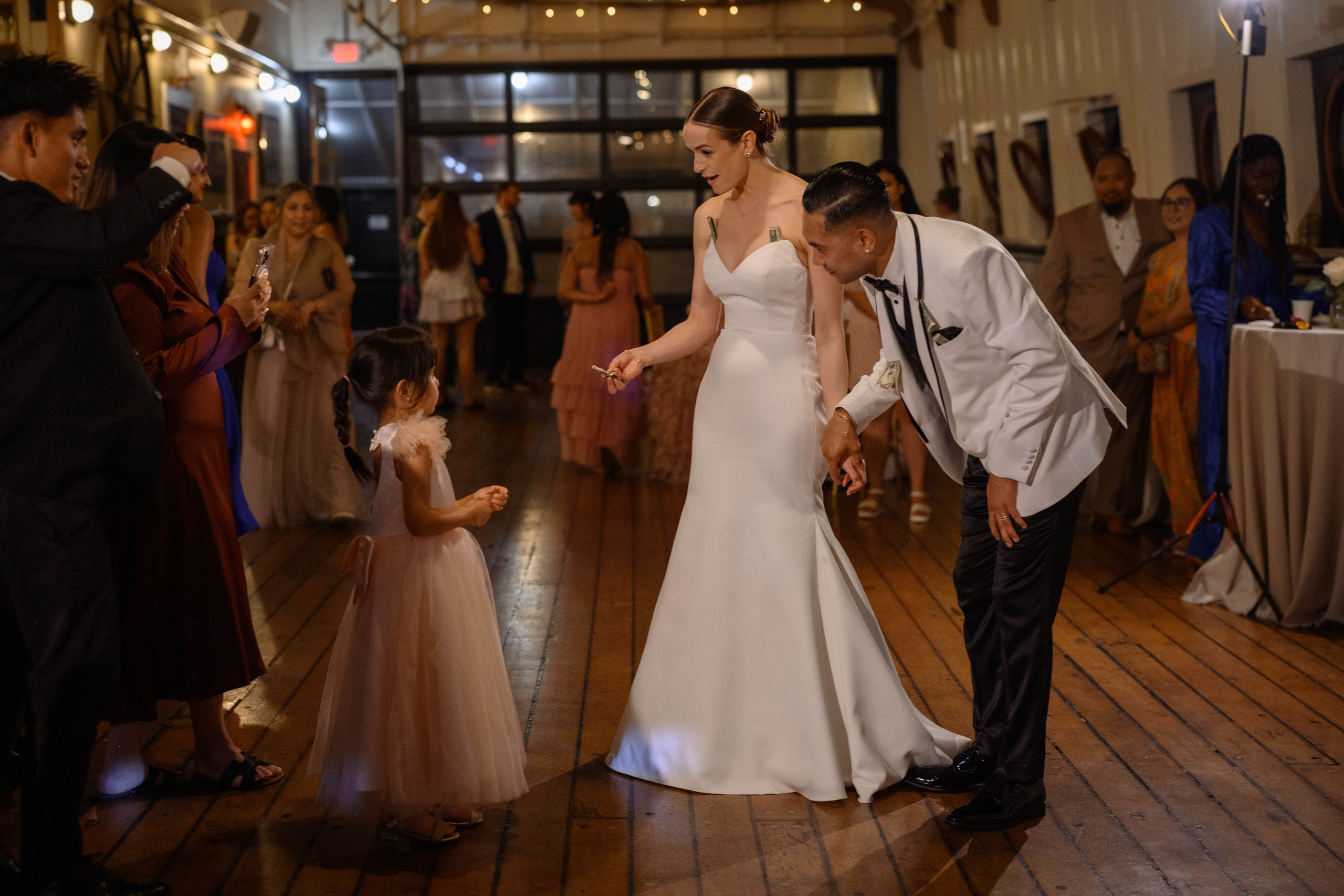 Kevin & Katie. Wedding & portrait photography in the Seattle Area. Helen Michelle photographer
