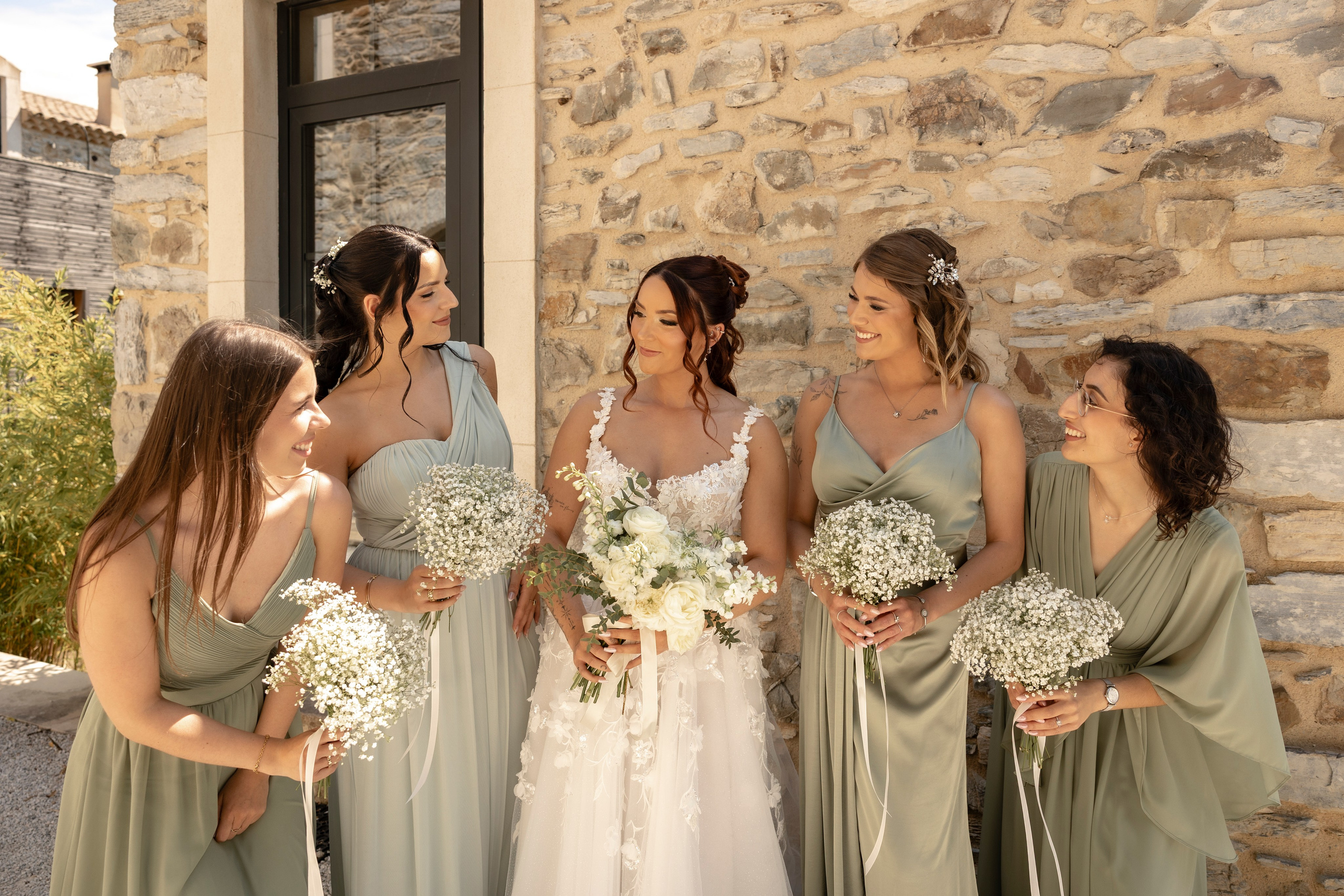 Modern Château Wedding in Occitanie — Domaine de Merlac. Eugénie Smirnova — Wedding & Elopement Photographer in Southwest France