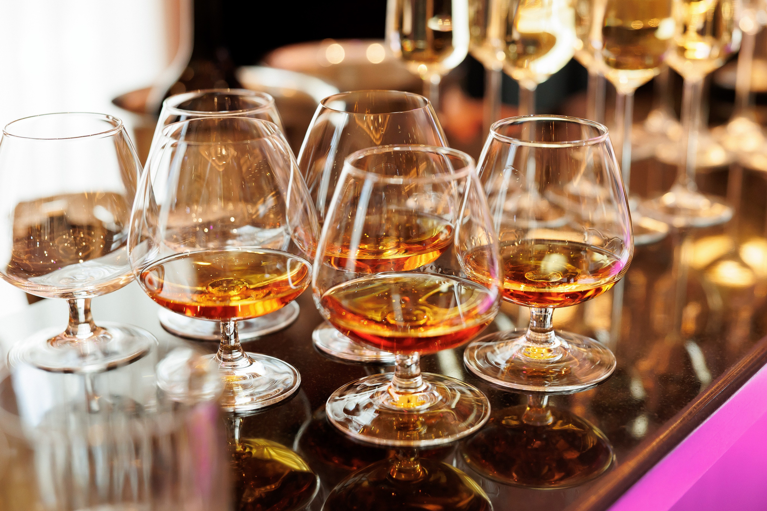 Serghei & Erica — Queen Residence. Servicii Foto și Video 067188353