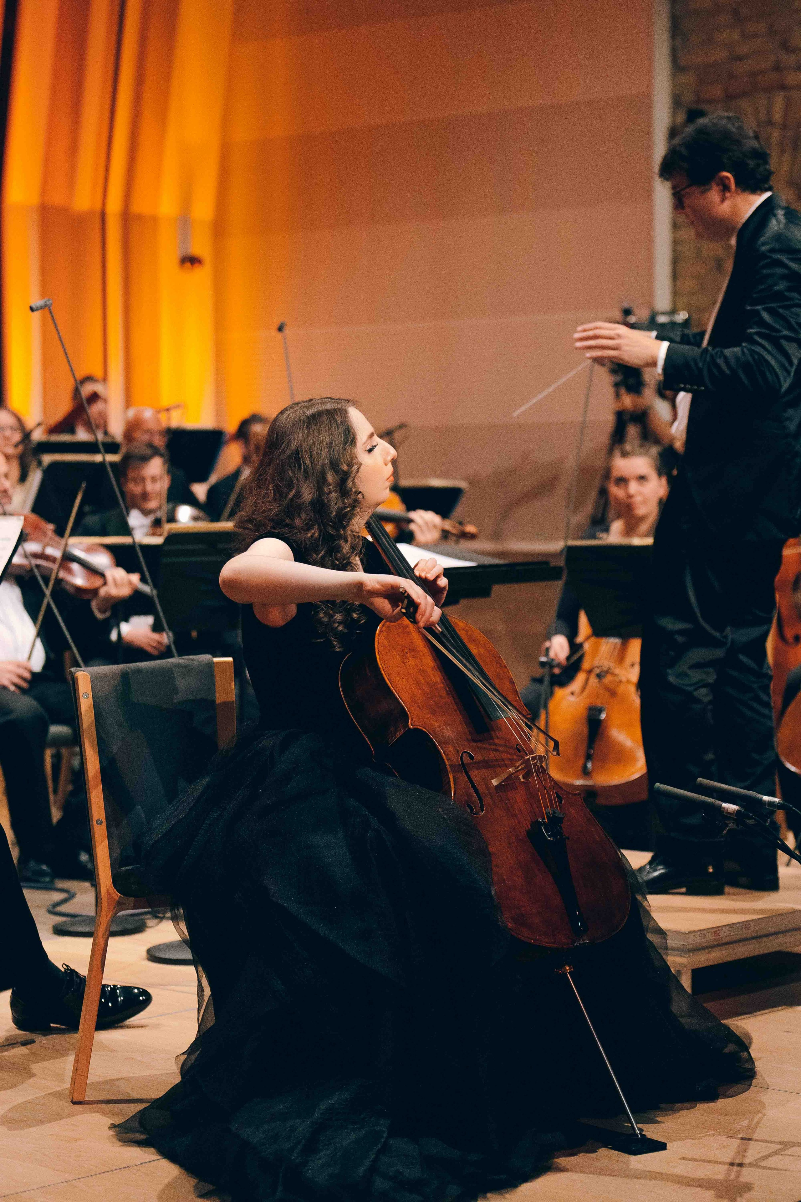 BUDAPEST MUSIC CENTER. Wedding&Event photographer Ismail Rzayev in Baku