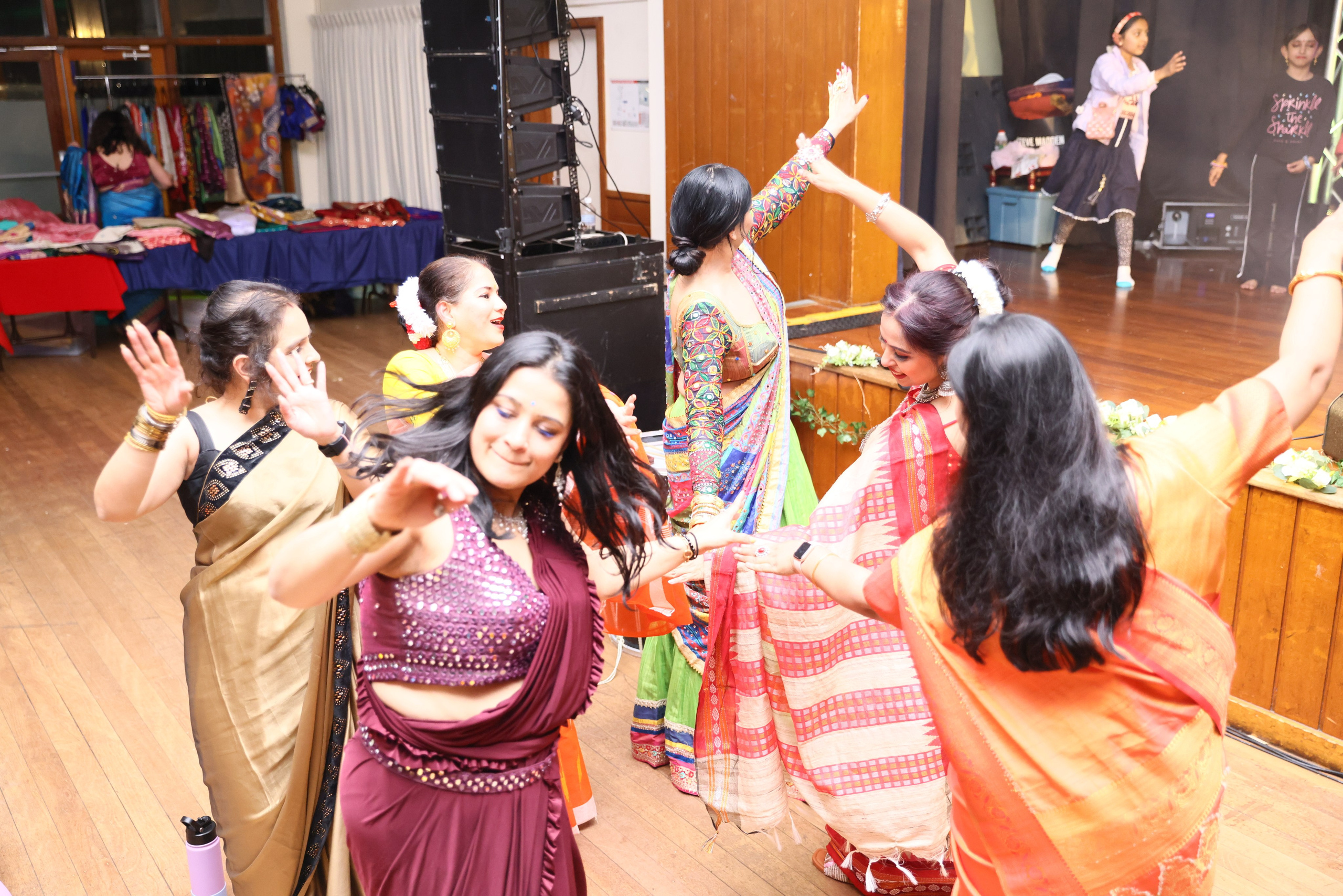 Nbysa Sydney. MHCreative is family-oriented photographer based in SYDNEY