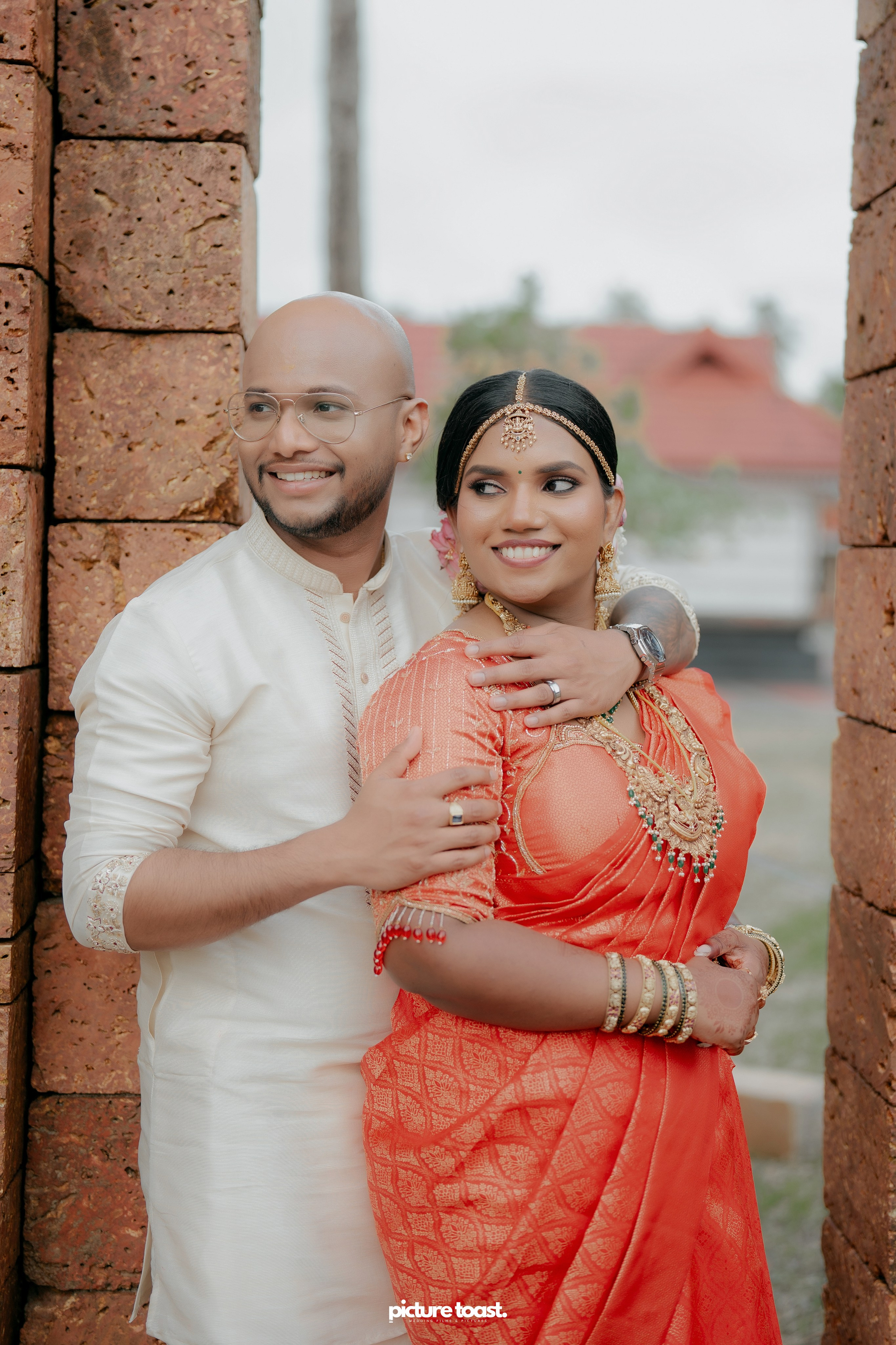 Traditional Kerala Hindu Wedding Ft. Anusree & Vishnu. Fine art Wedding Photographers in India & Canada
