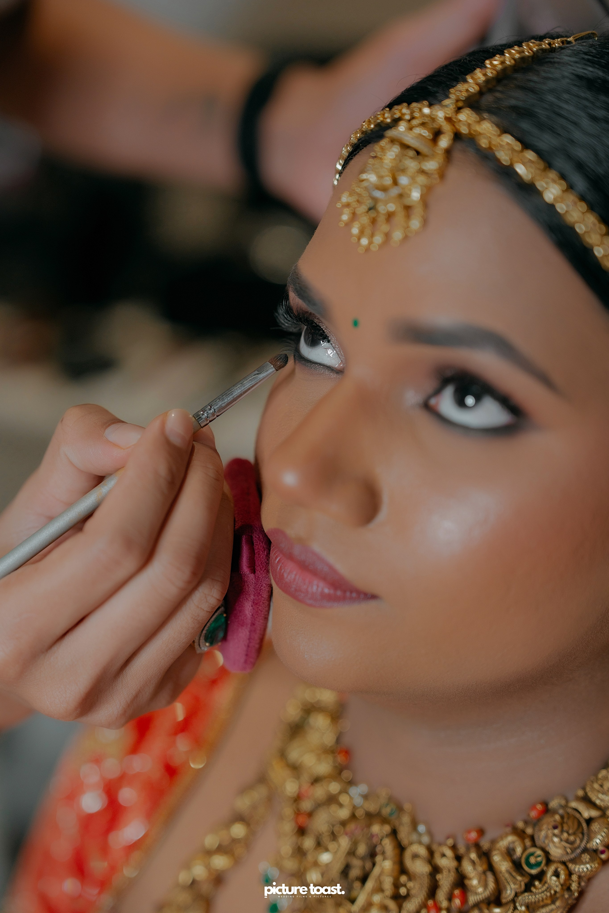 Traditional Kerala Hindu Wedding Ft. Anusree & Vishnu. Fine art Wedding Photographers in India & Canada