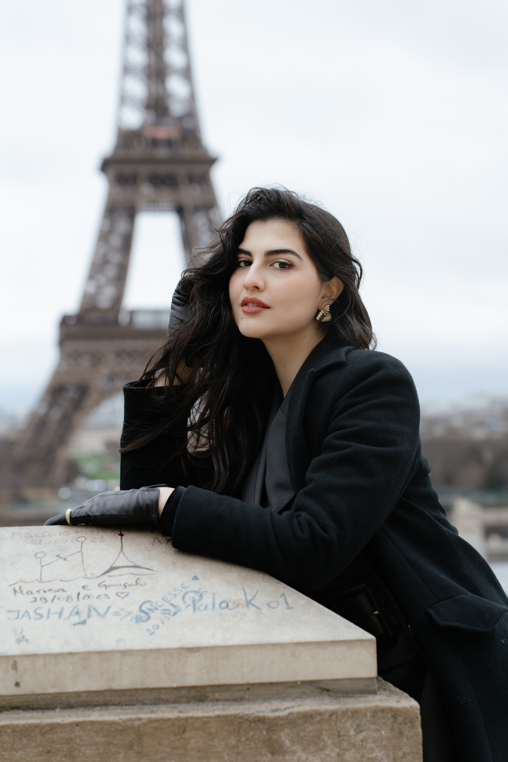 Solo Portrait Session: Trocadero. Paris Photographer & Videographer