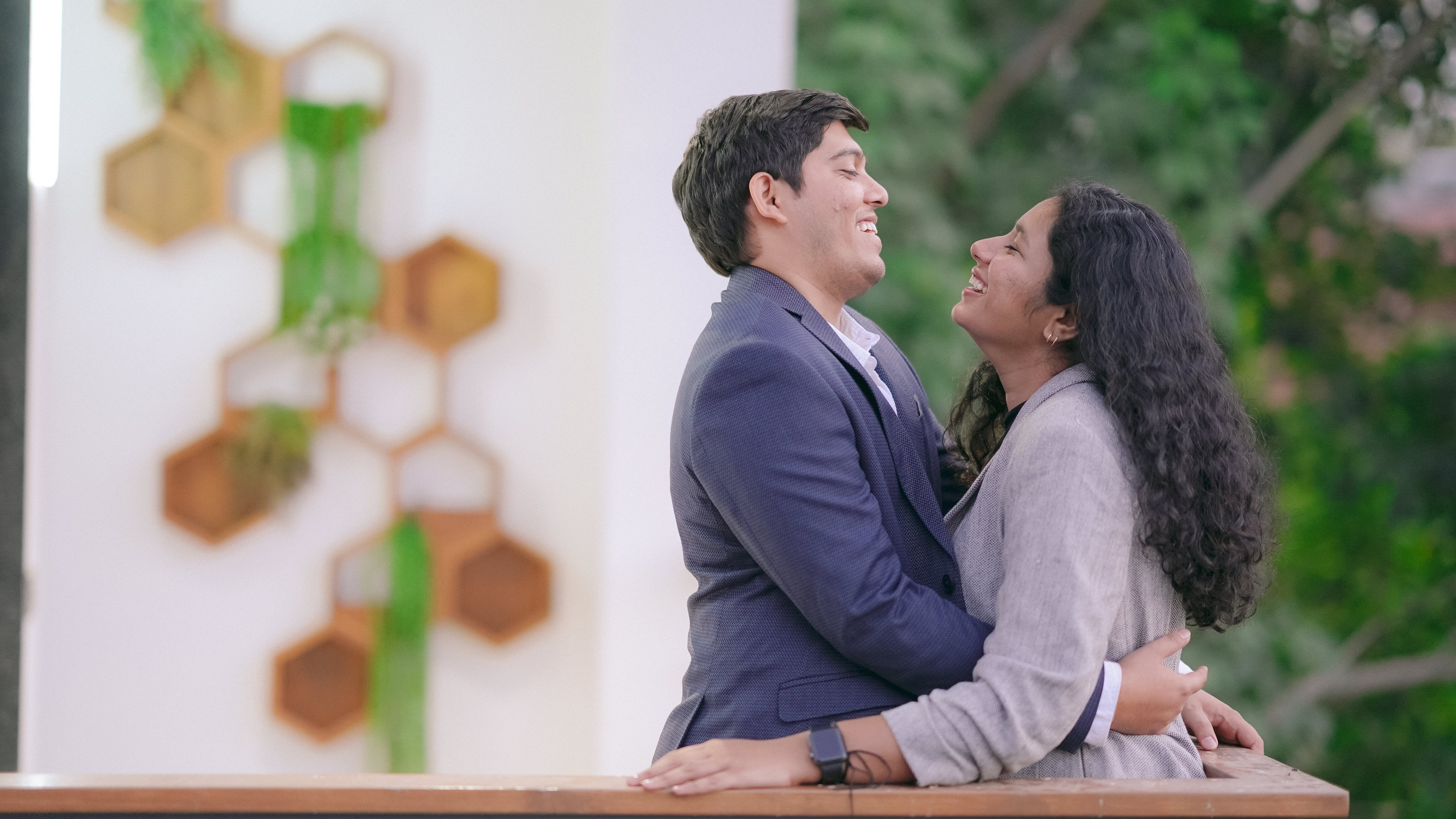 COUPLE SESSIONS. Love Emotions Weddings