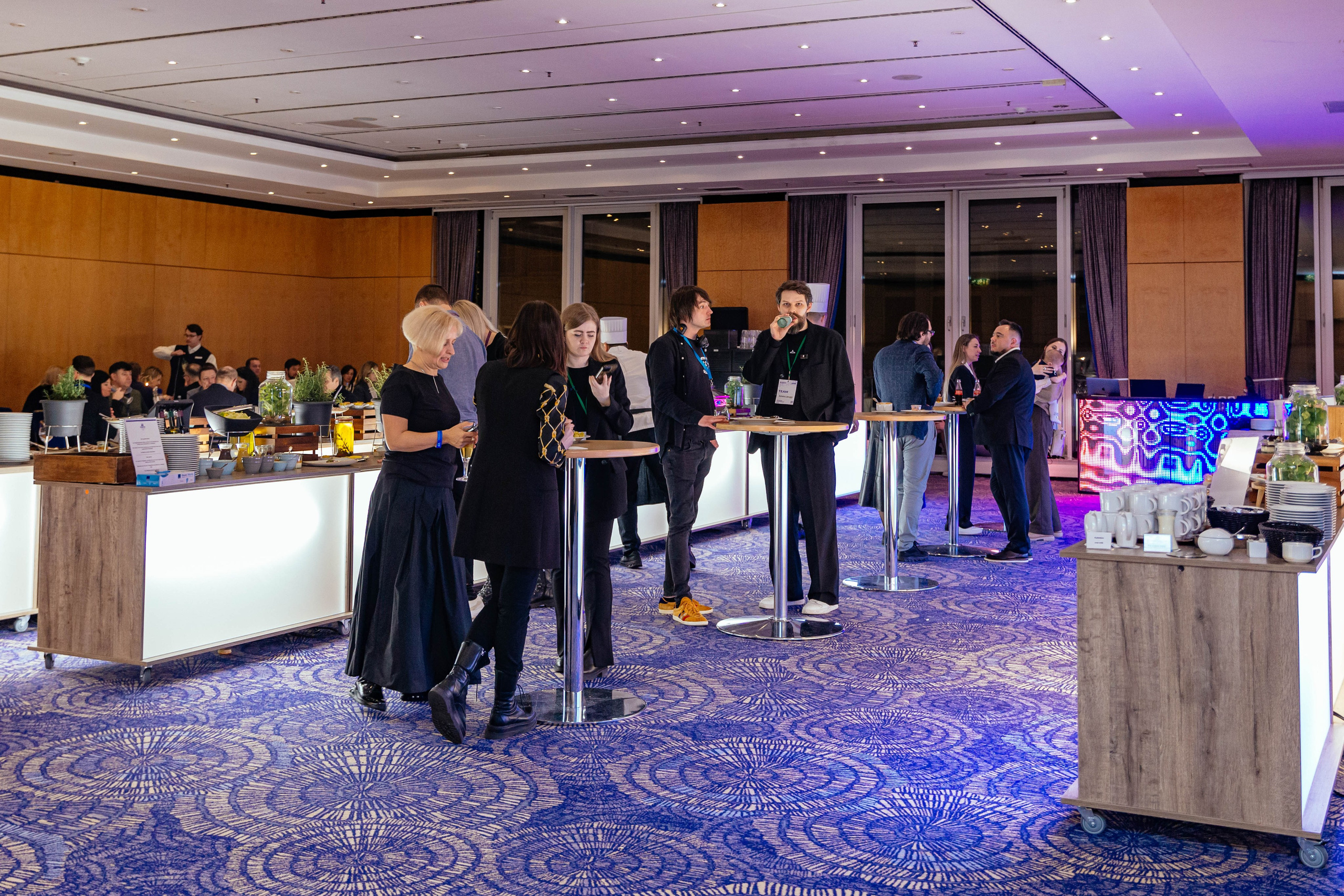 Club Bizon. Portrait family photographer in Berlin Elena Zakh