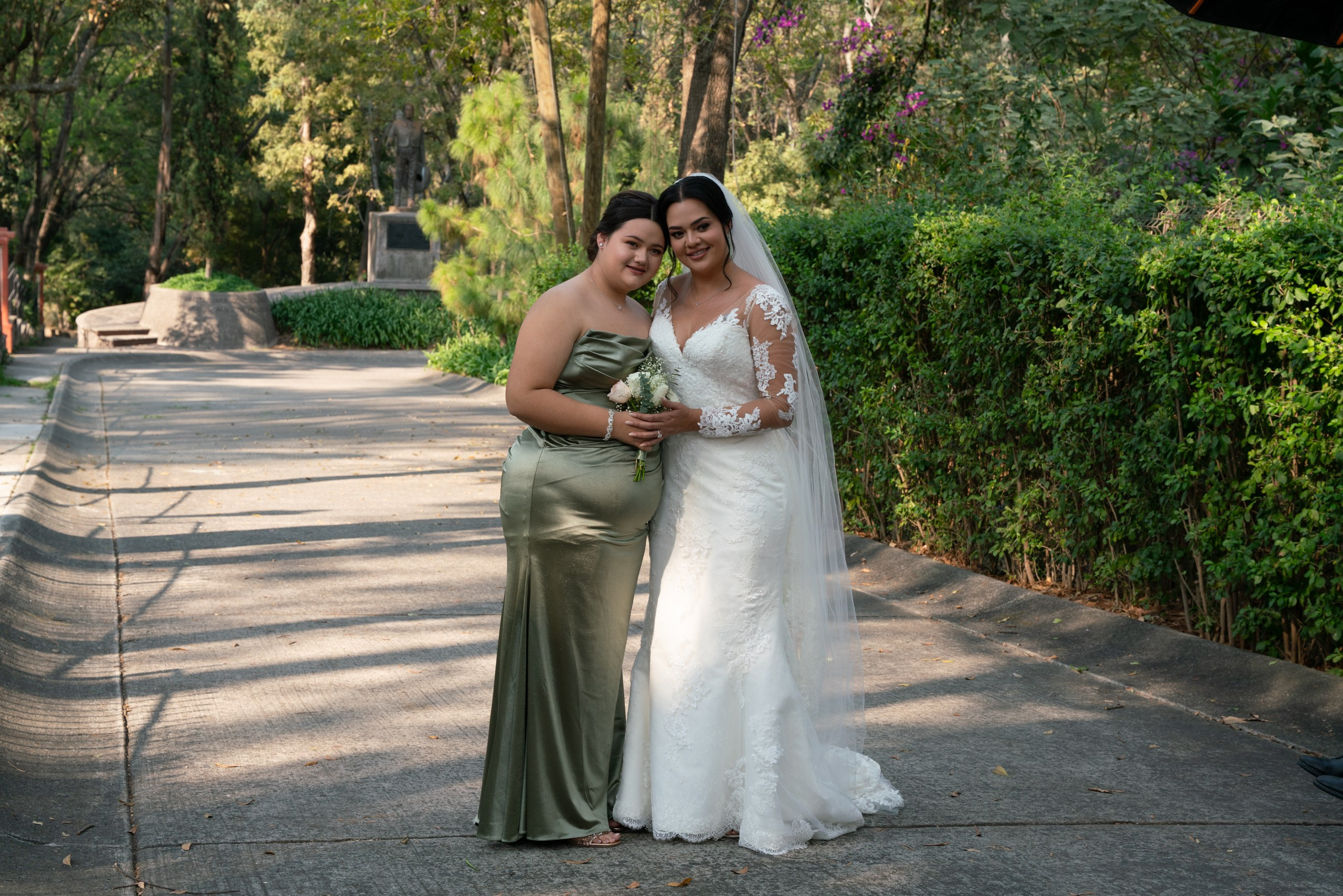 Daniel & Jannet. Elopement & Lifestyle Wedding Photographer