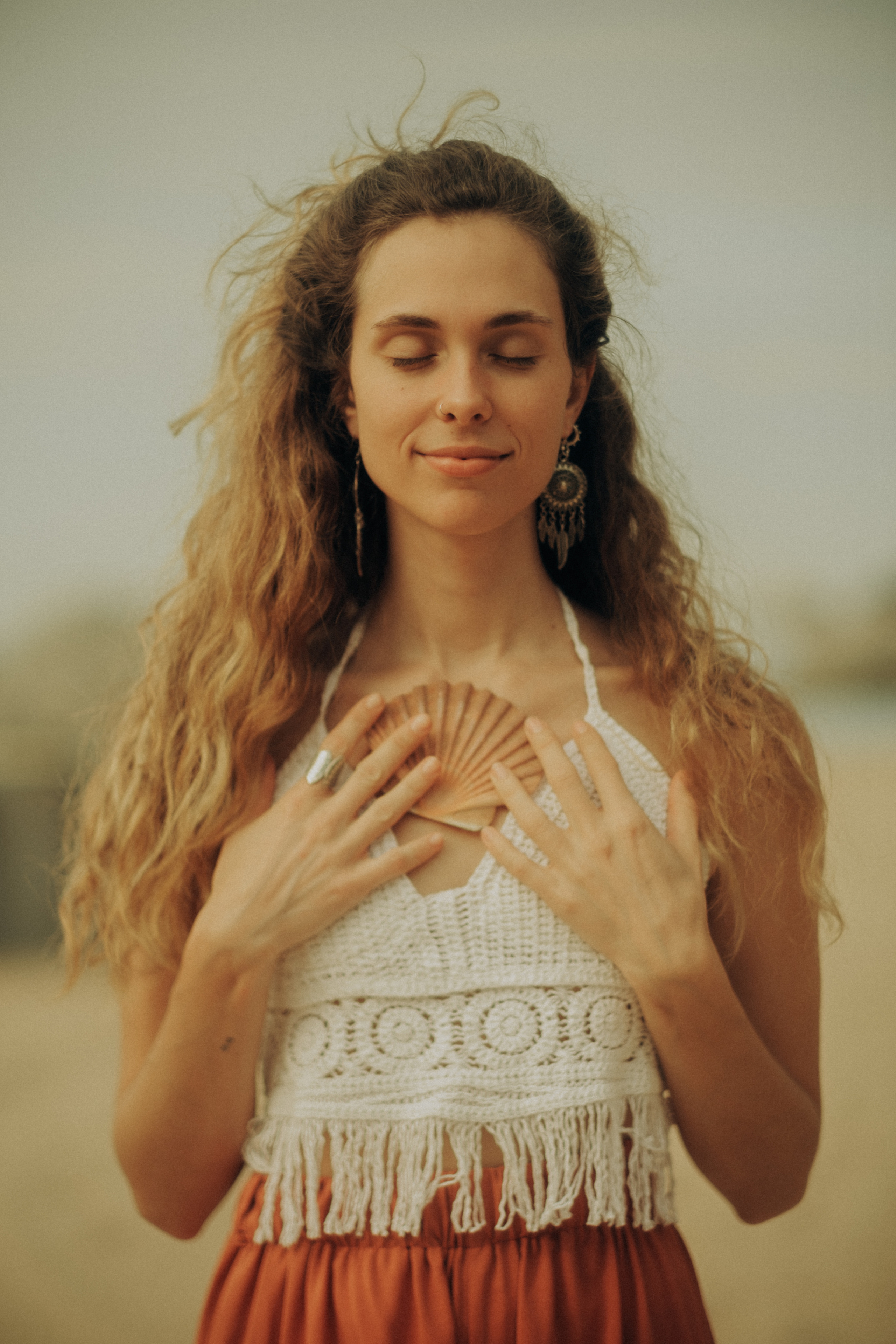 Abel & Laya. Paola wedding photographer / videographer in Barcelona