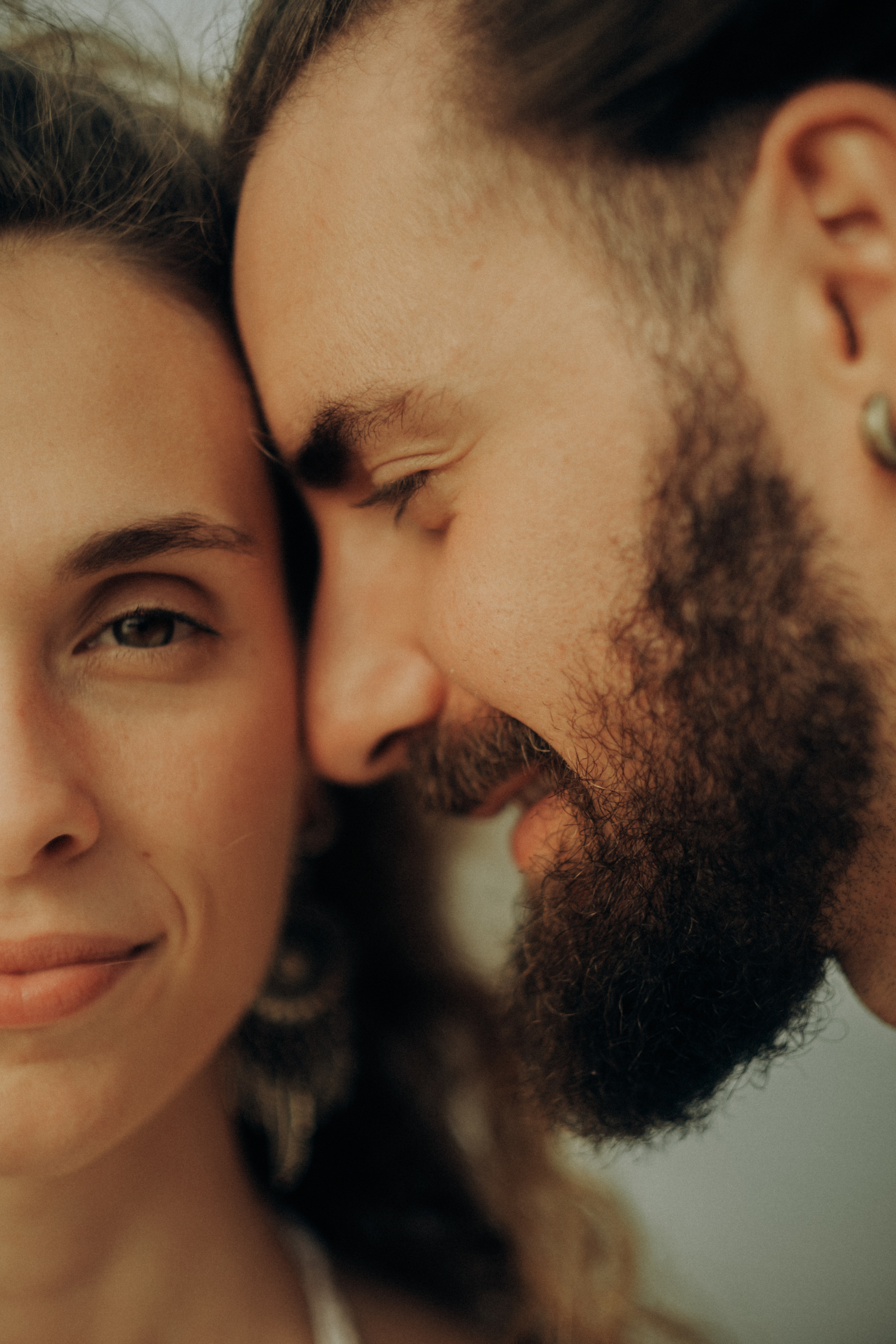 Abel & Laya. Paola wedding photographer / videographer in Barcelona