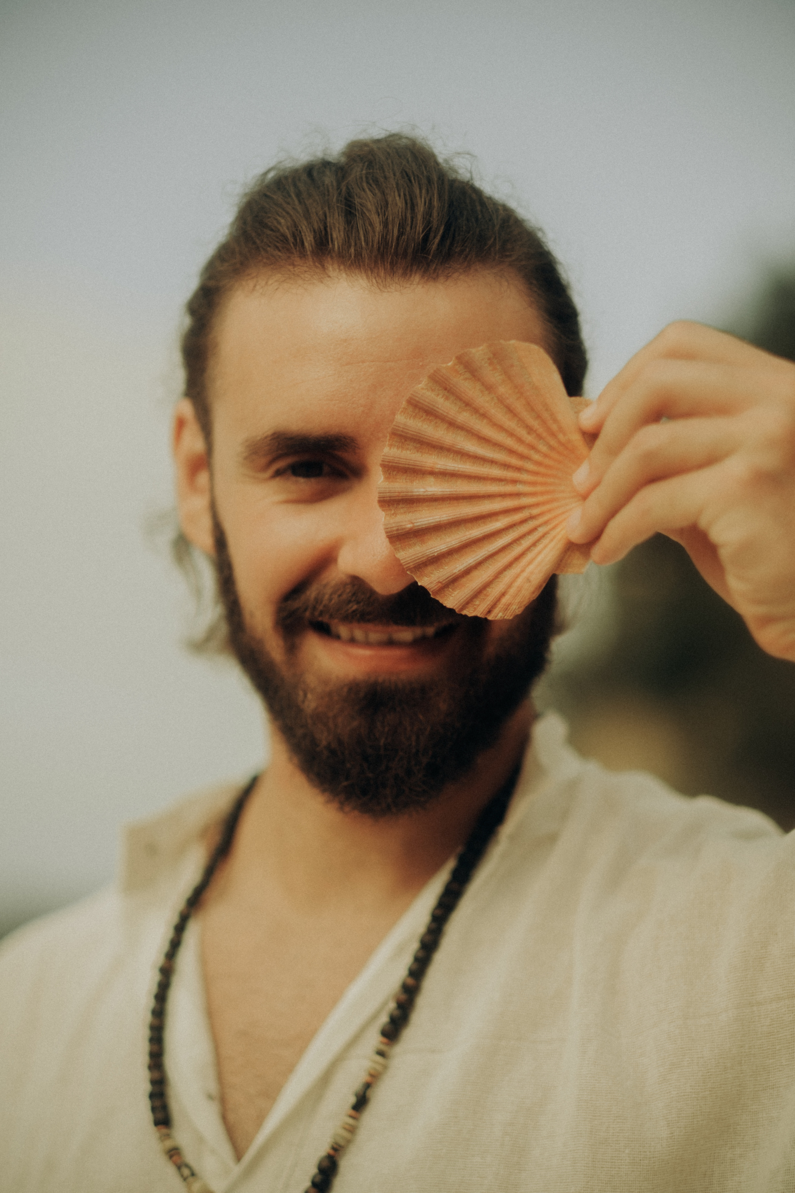 Abel & Laya. Paola wedding photographer / videographer in Barcelona