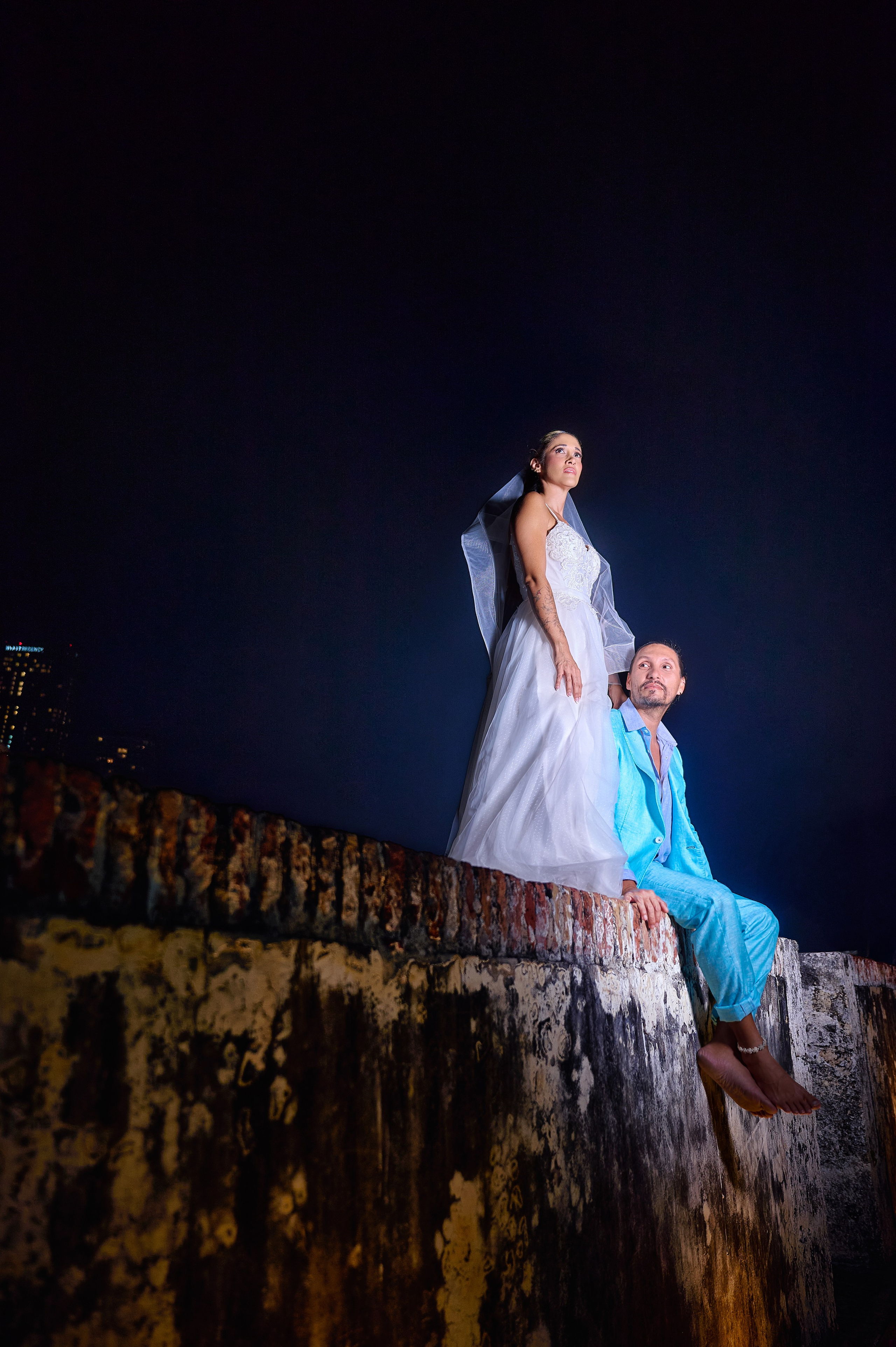 Trash the Dress en Cartagena. Wedding Photography & Videography by ZZ Hendrick | Capturing Your Love Story in Colombia & USA