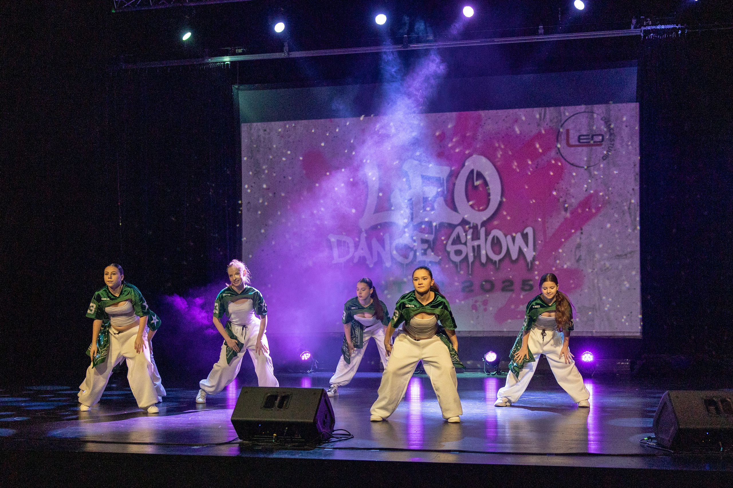 LEO DANCE SHOW WINTER 2025. Семейный и детский фотограф в Варшаве Мила Бобровская