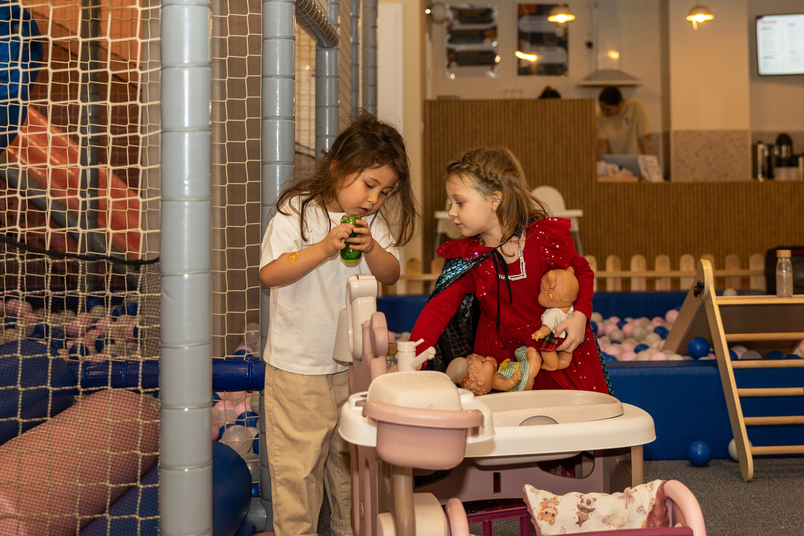 День рождения Артёма 24 января 2026 года. Семейный и детский фотограф в Варшаве Мила Бобровская