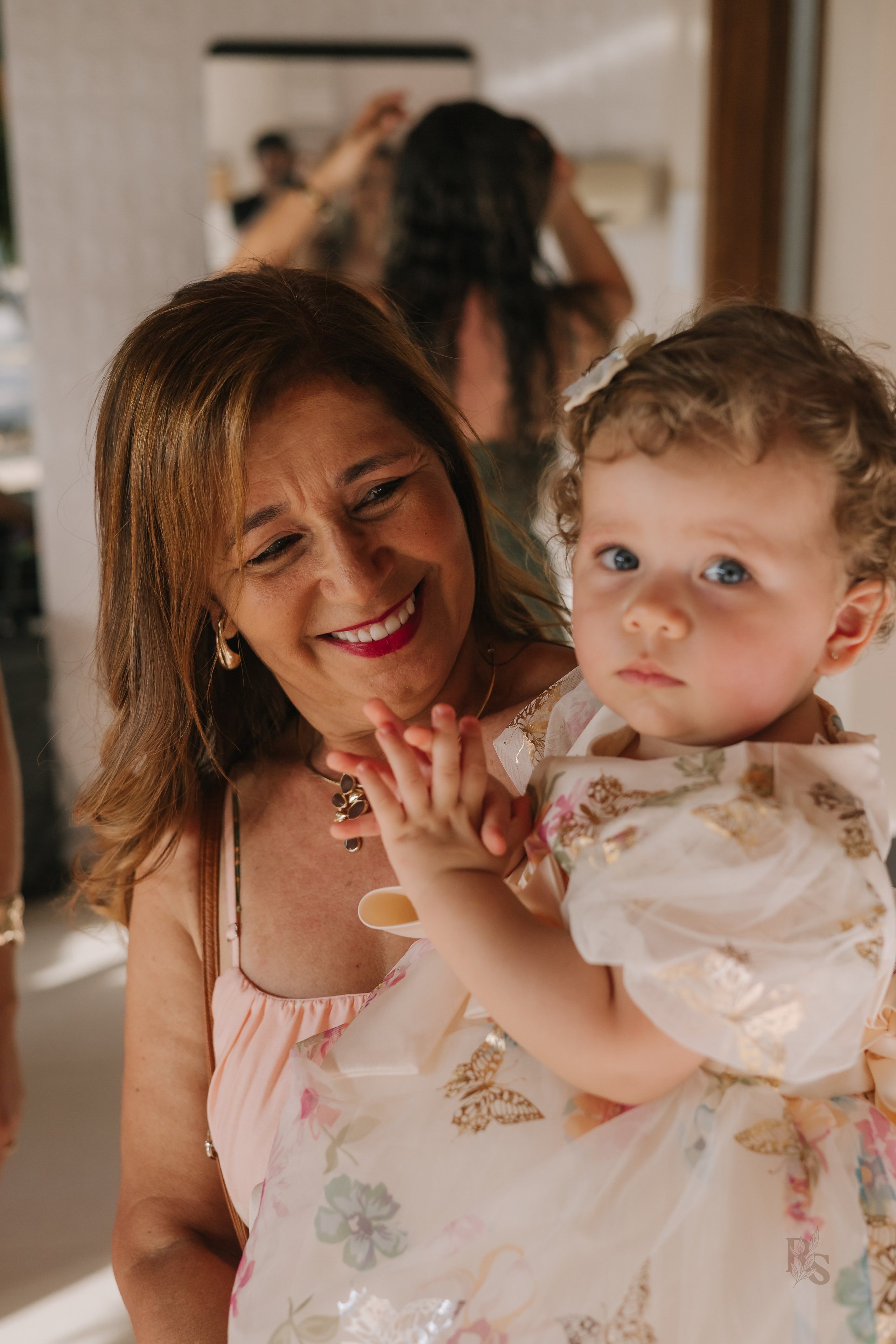 Aurora — 1 ano. Fotógrafo Richard Silvestre — Casamentos na Bahia