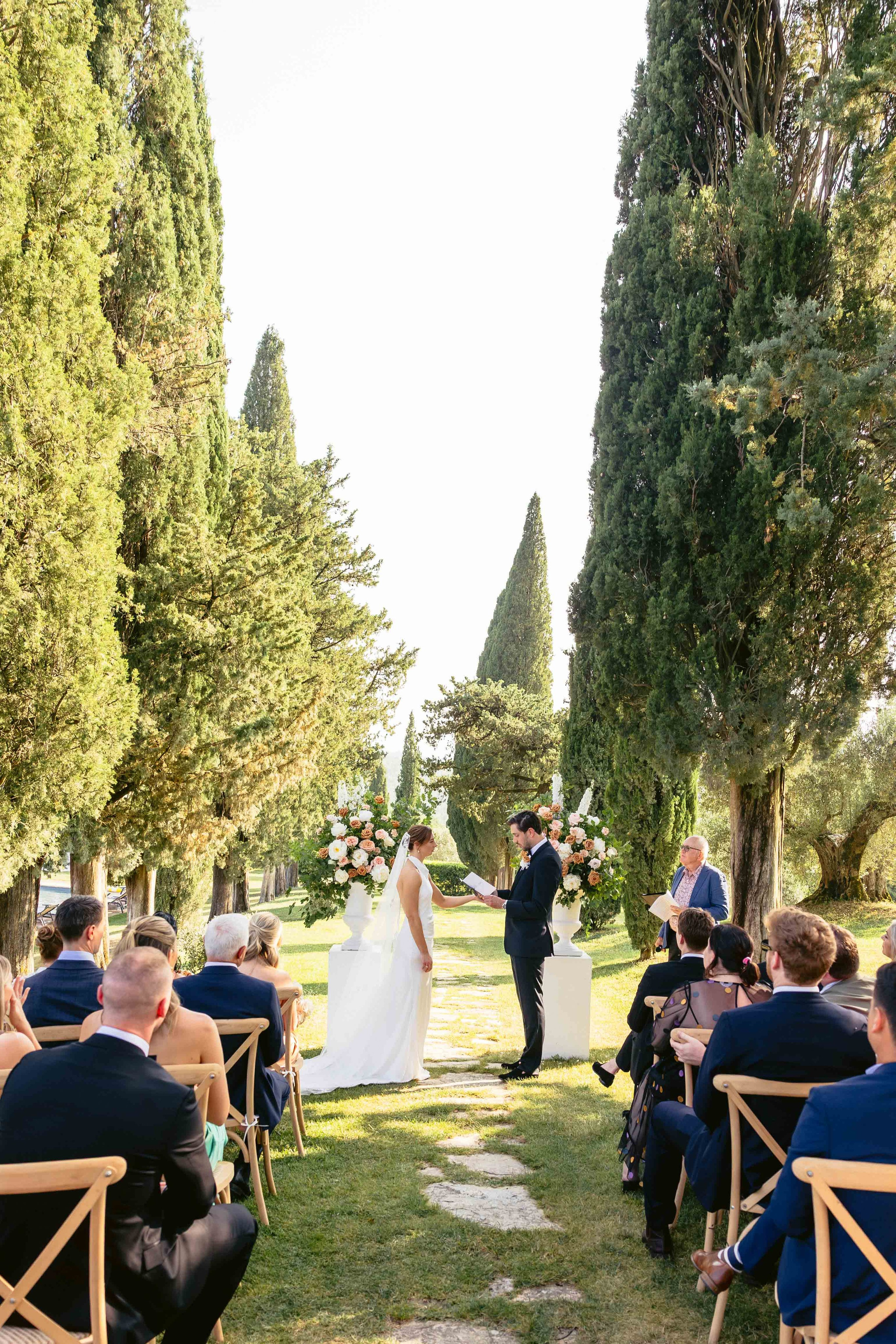 Emotional wedding at Borgo Bastia Creti, a wedding venue in Tuscany Umbria