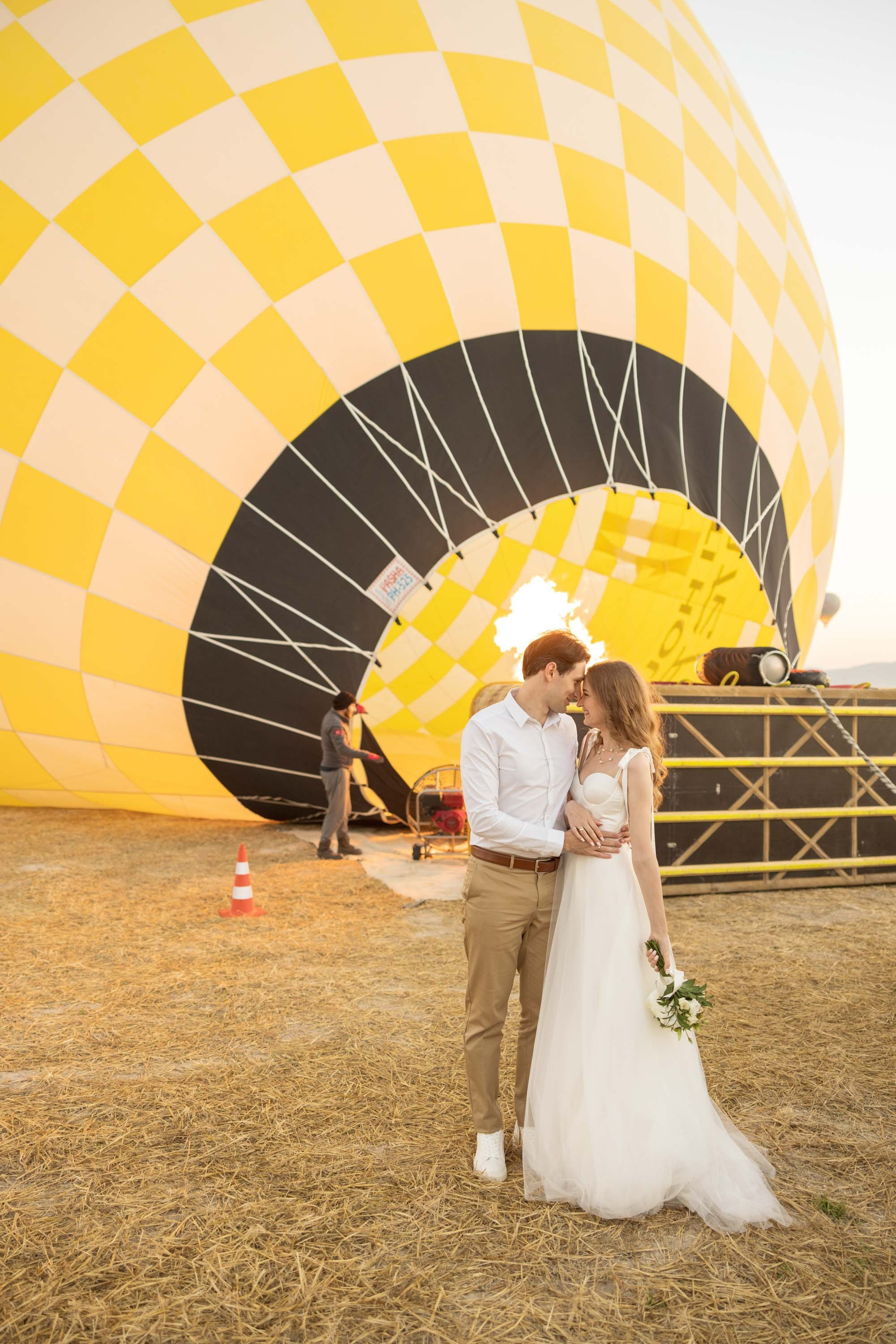 Wedding photo shoot in cappadocia. Julia Ganch I Fashion Wedding Photography I Cappadocia Turkey