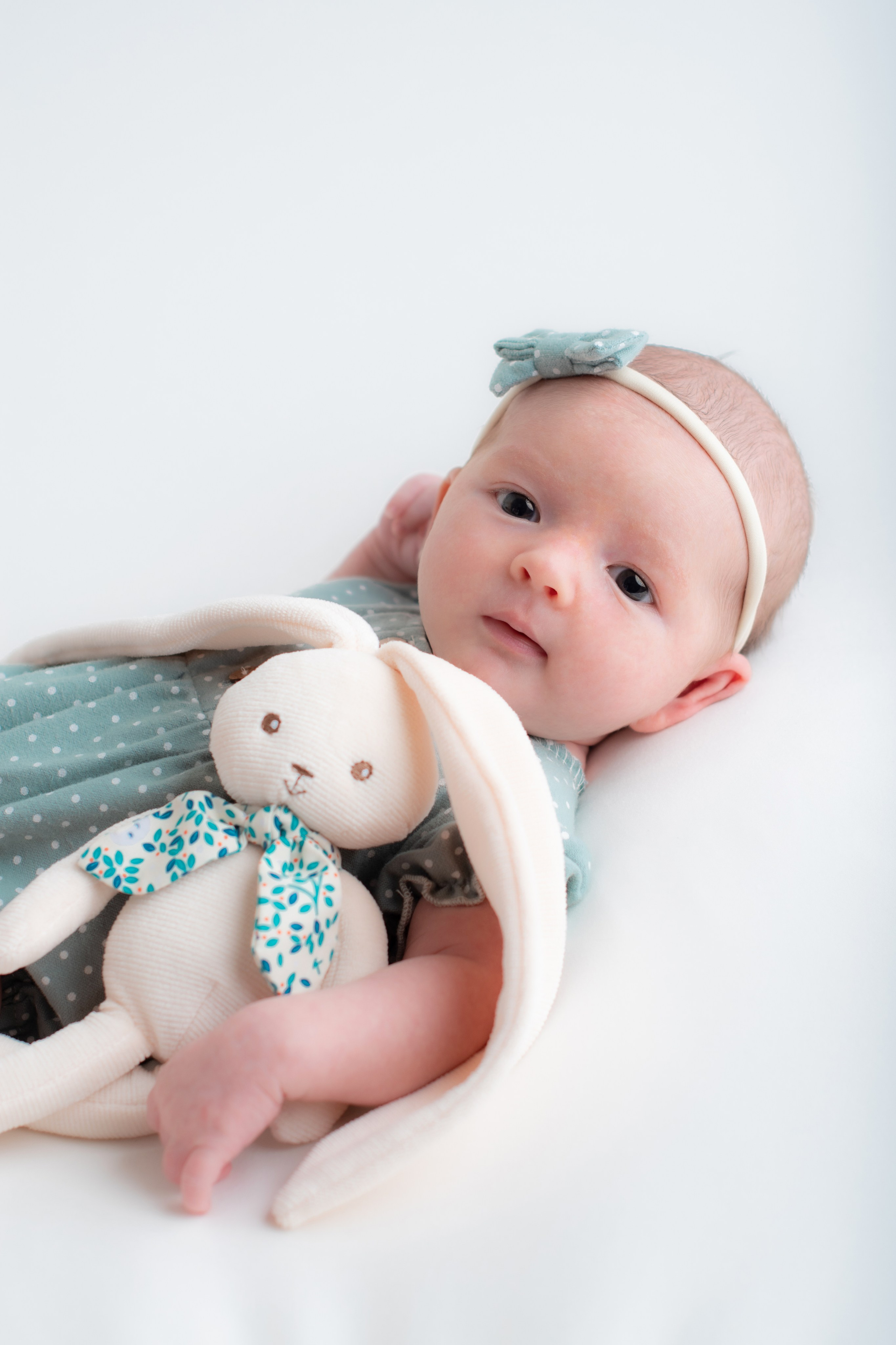 Nouveau-né. Photographe grossesse et nouveau-né a La Ciotat