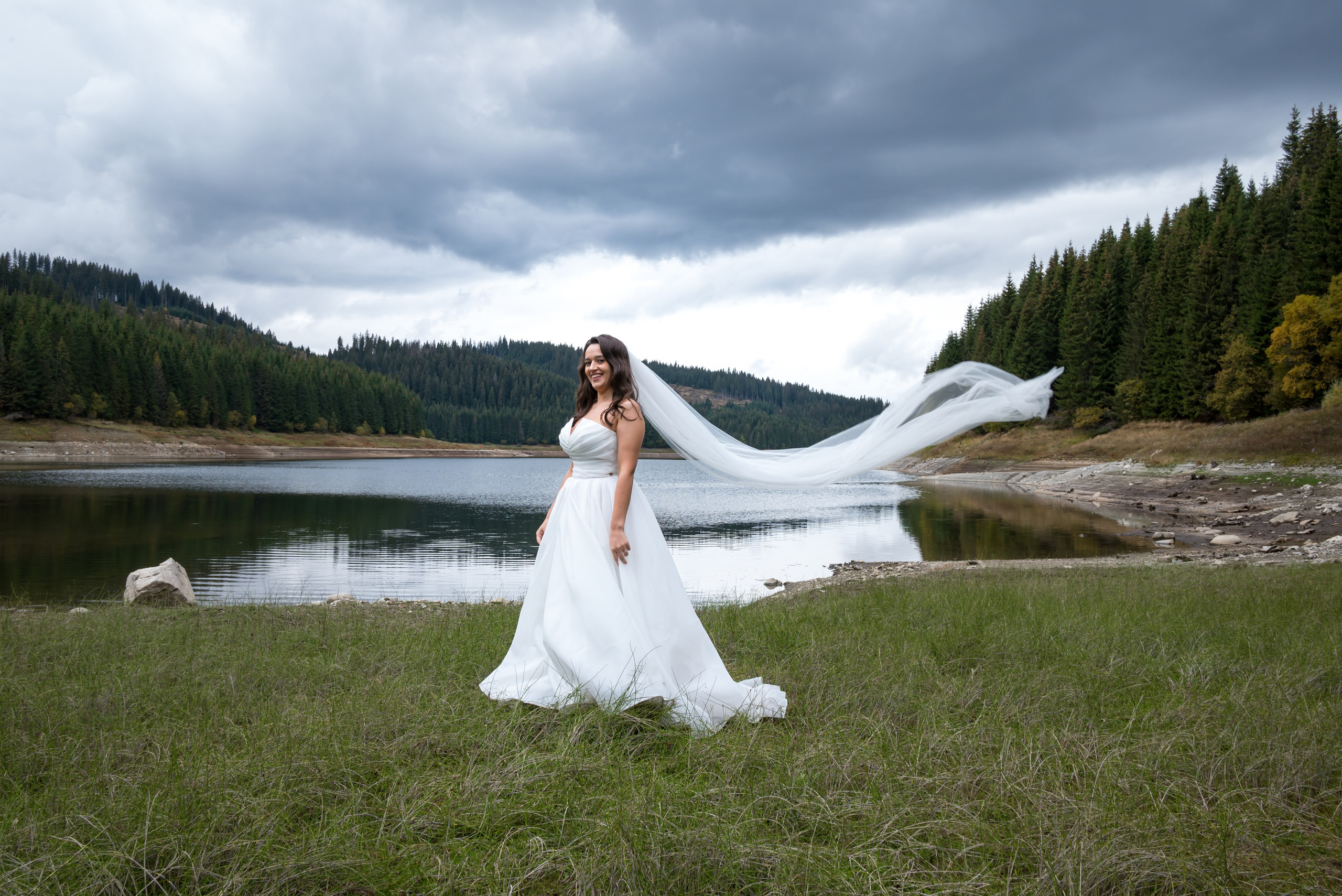 TRASH THE DRESS