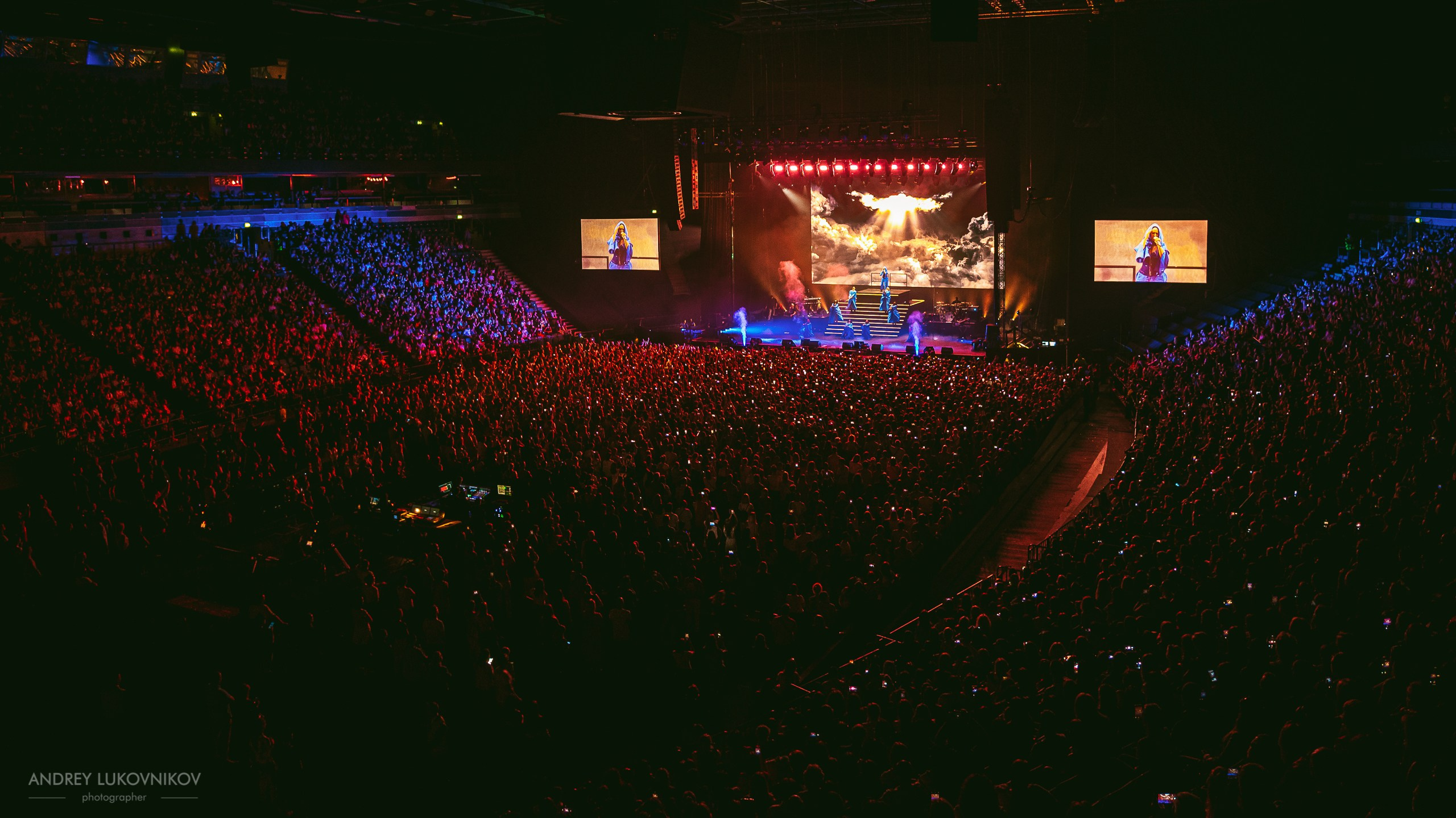 Christina Aguilera. The X Tour