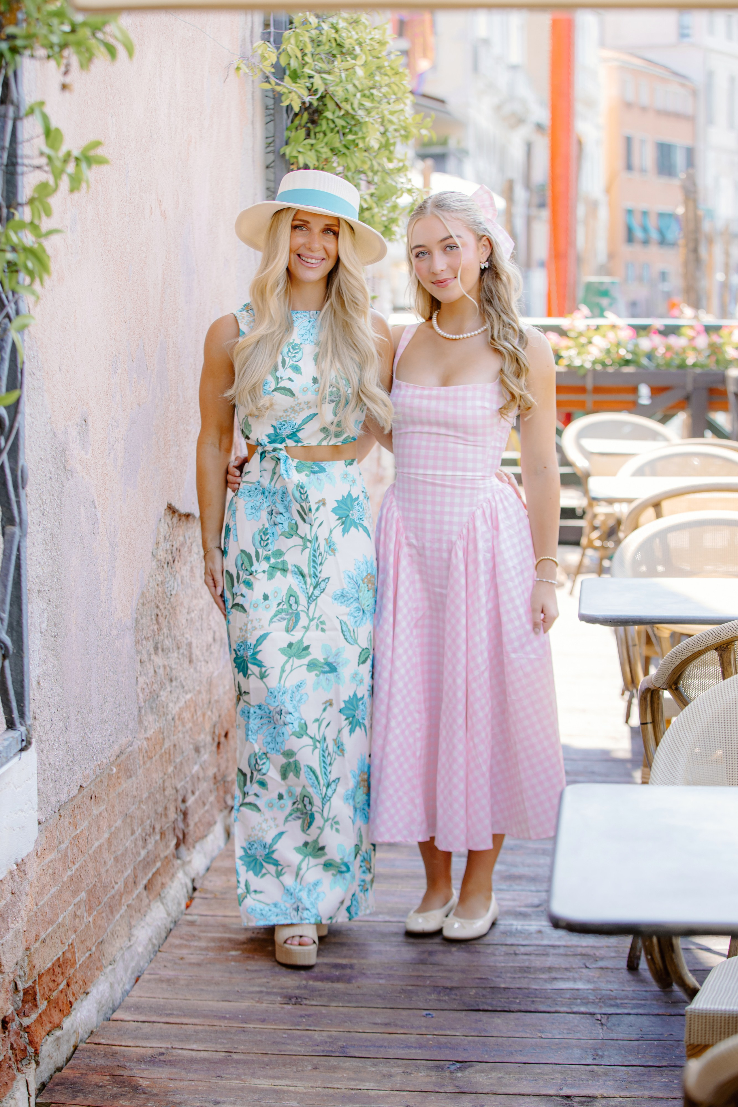 Family and pregnancy. Iurkovski PHOTOGRAPHY in Europe. Luxury destination weddings and events