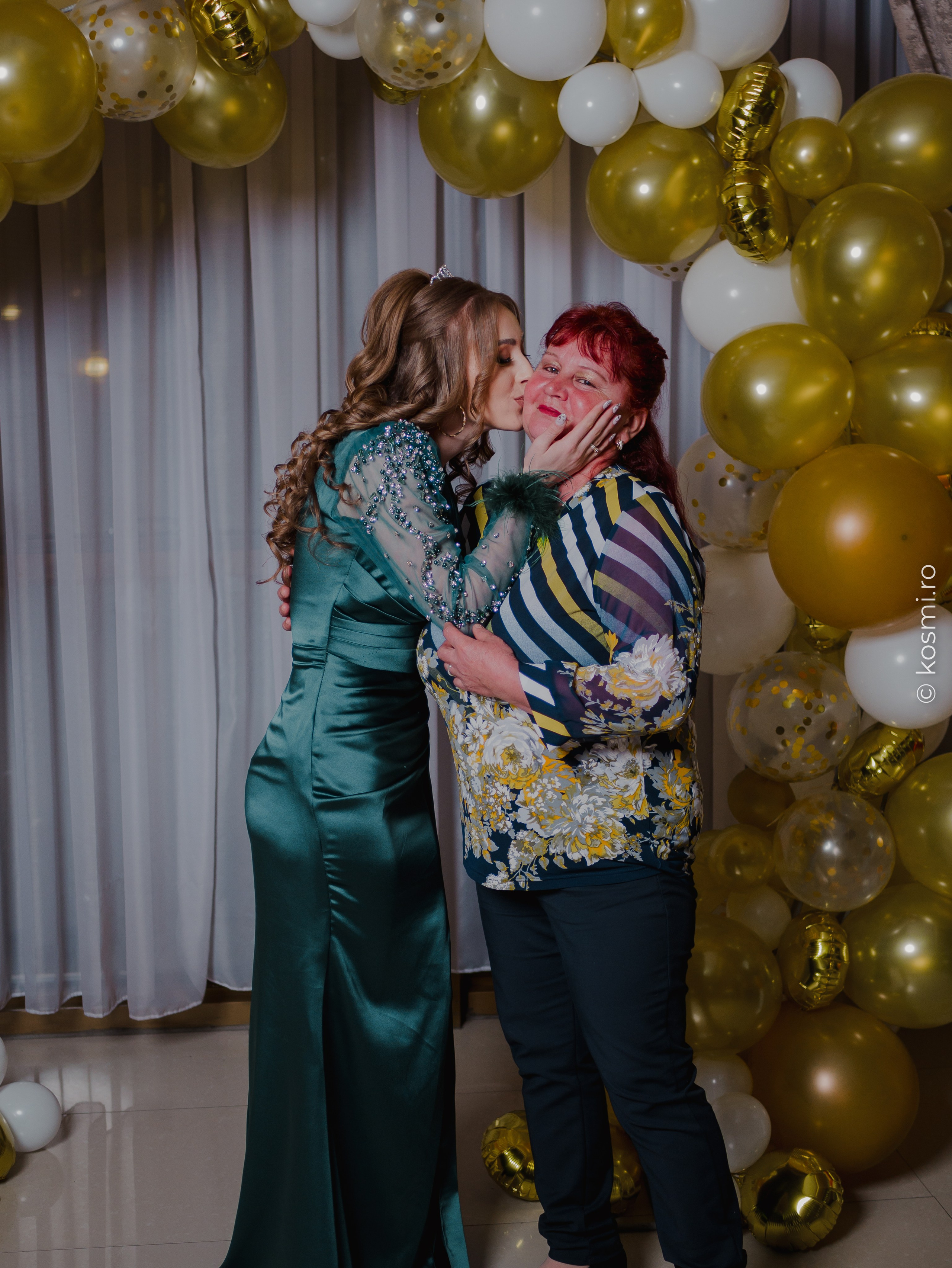 Majorat Andreea. Kosmi