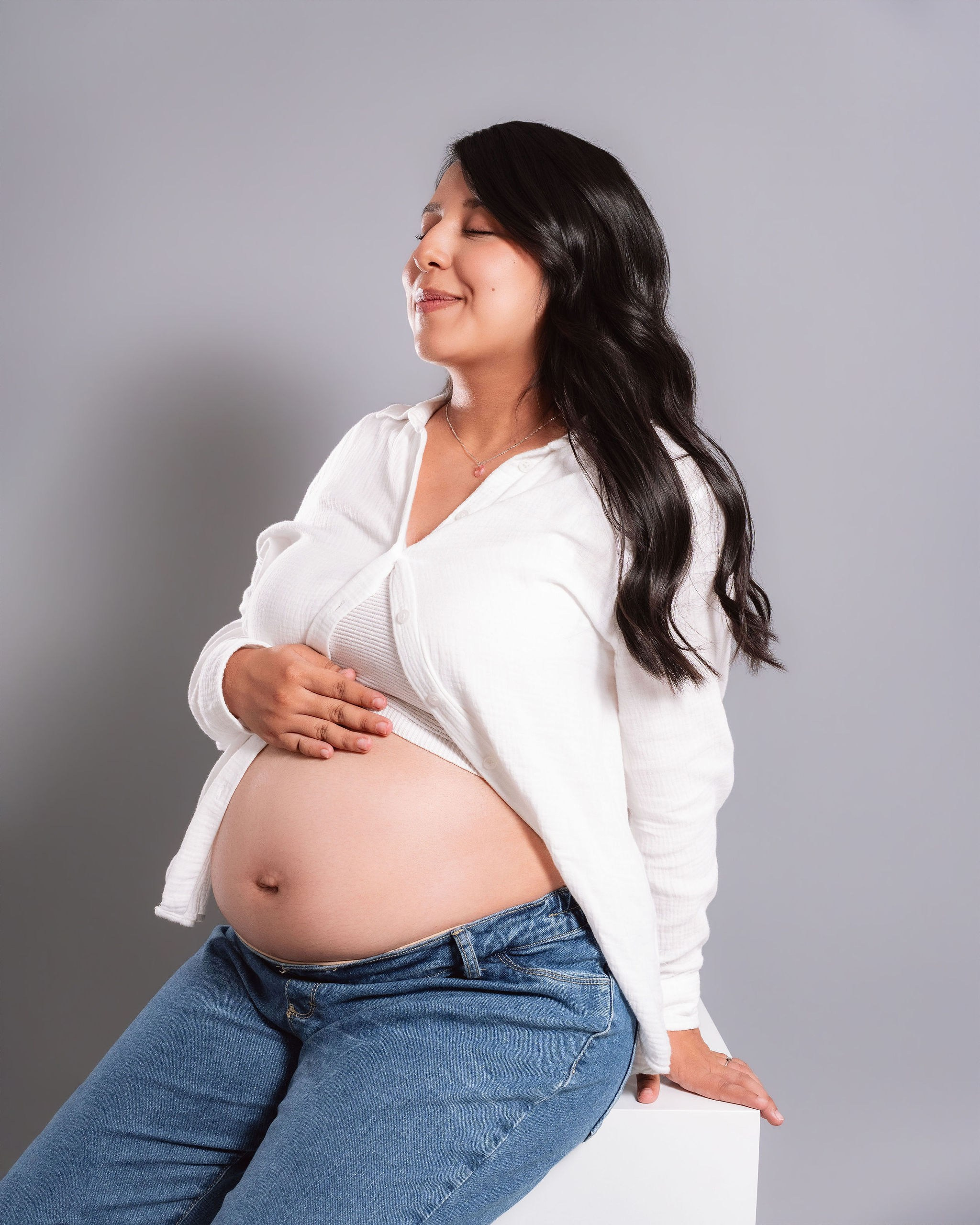 MATERNIDAD. Fotógrafo de estudio