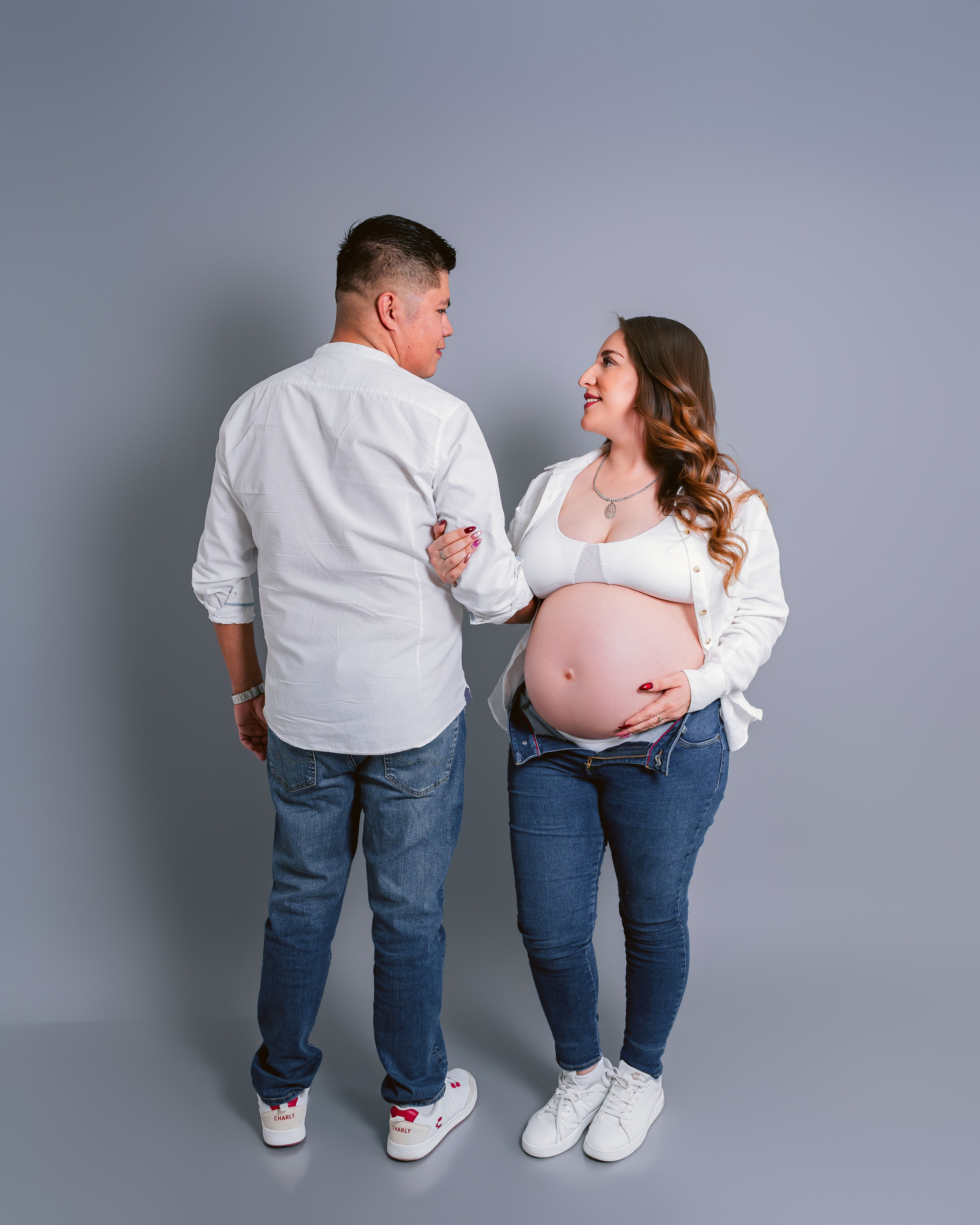 MATERNIDAD. Fotógrafo de estudio