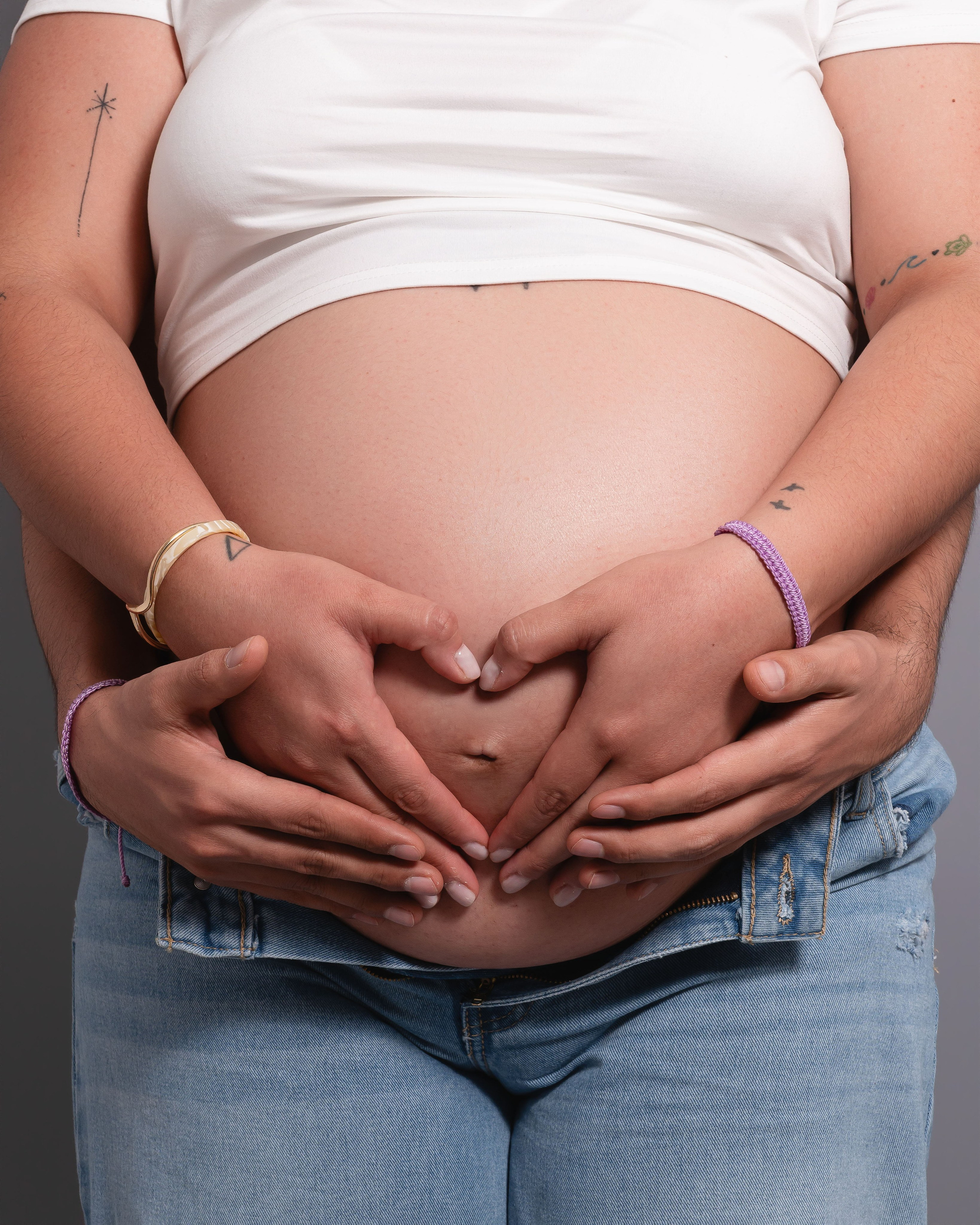 MATERNIDAD. Fotógrafo de estudio