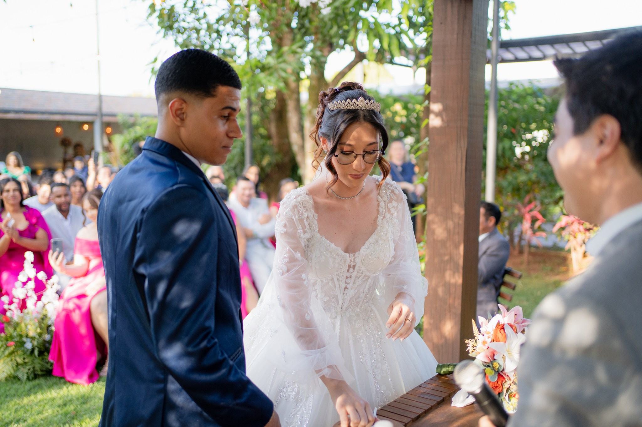 Larissa & Vinicius — Espaço Faveral / Aararaquara. Robson Colaço