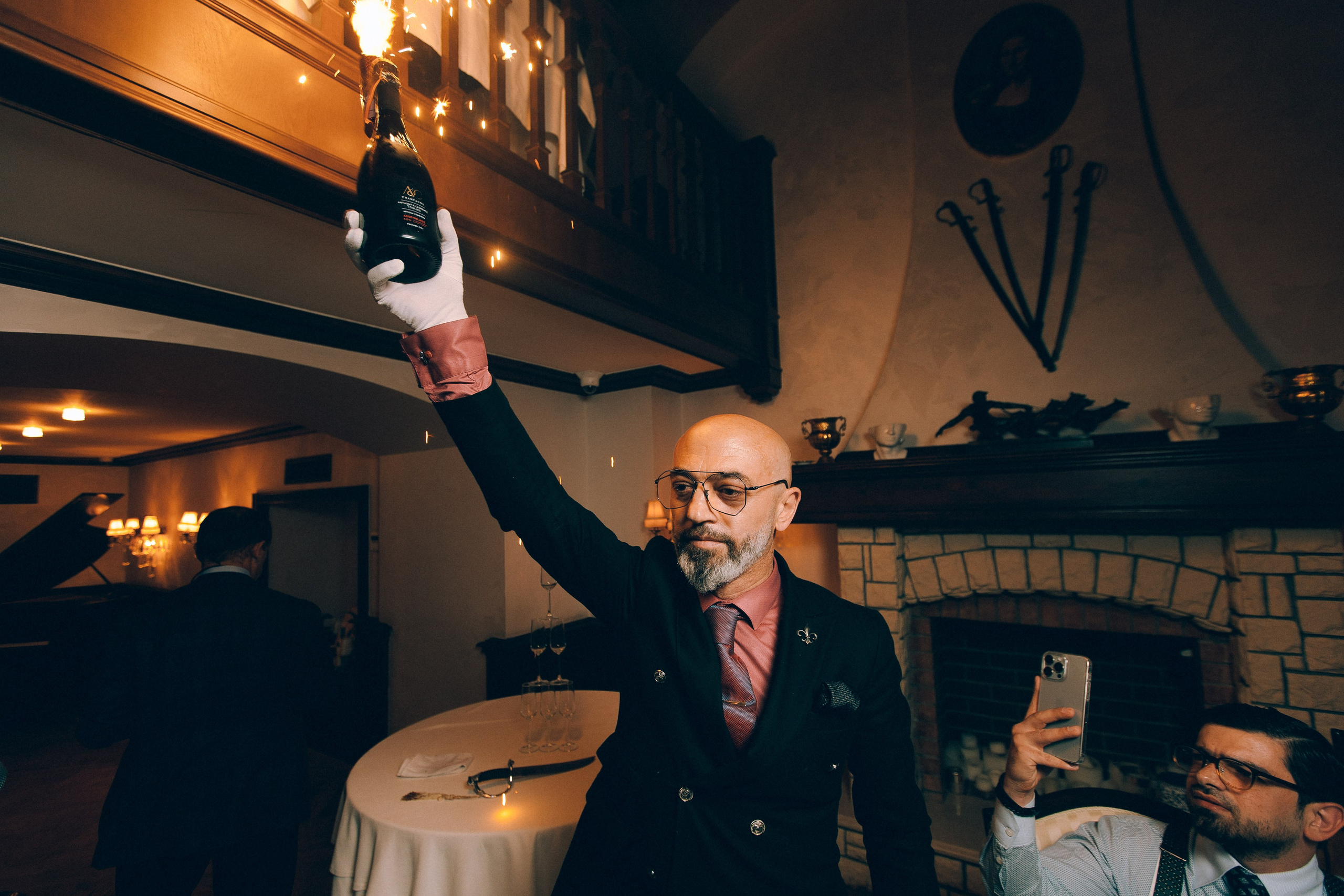 CIGAR CLUB. Wedding&Event photographer Ismail Rzayev in Baku