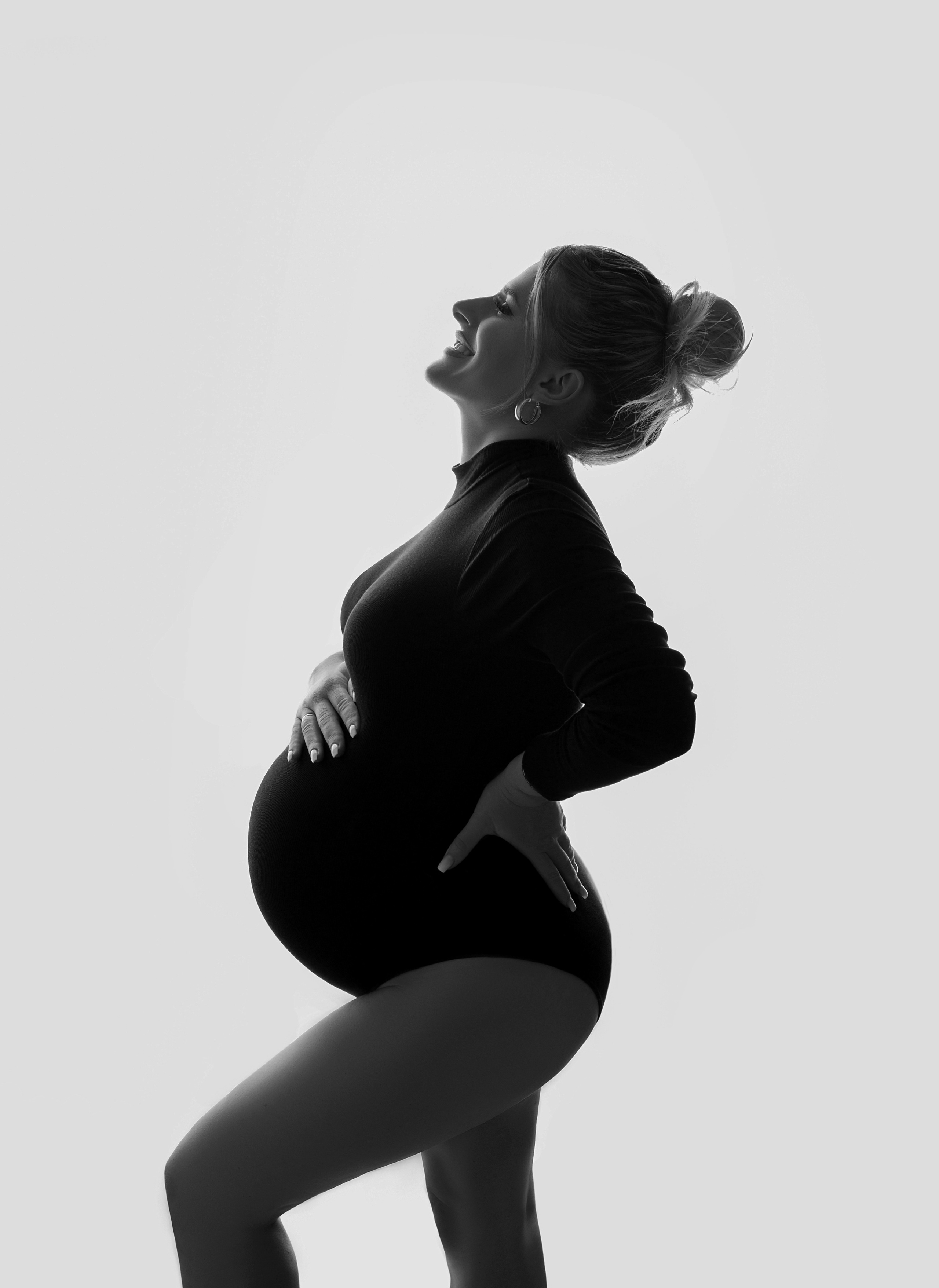 Babybauch. Neugeborenen & Babyfotografie Marina Buch in Wickede Ruhr NRW