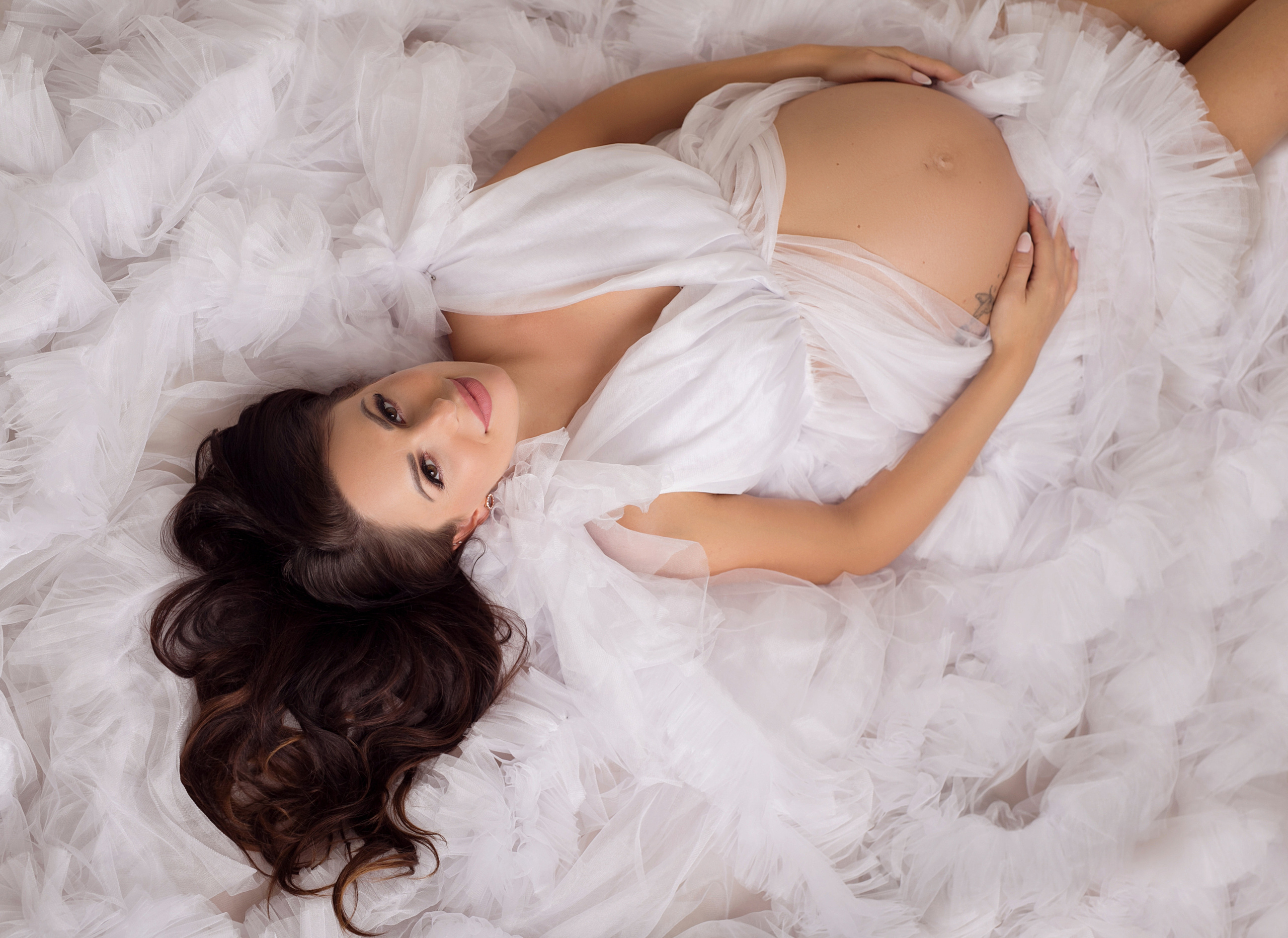 Babybauch. Neugeborenen & Babyfotografie Marina Buch in Wickede Ruhr NRW