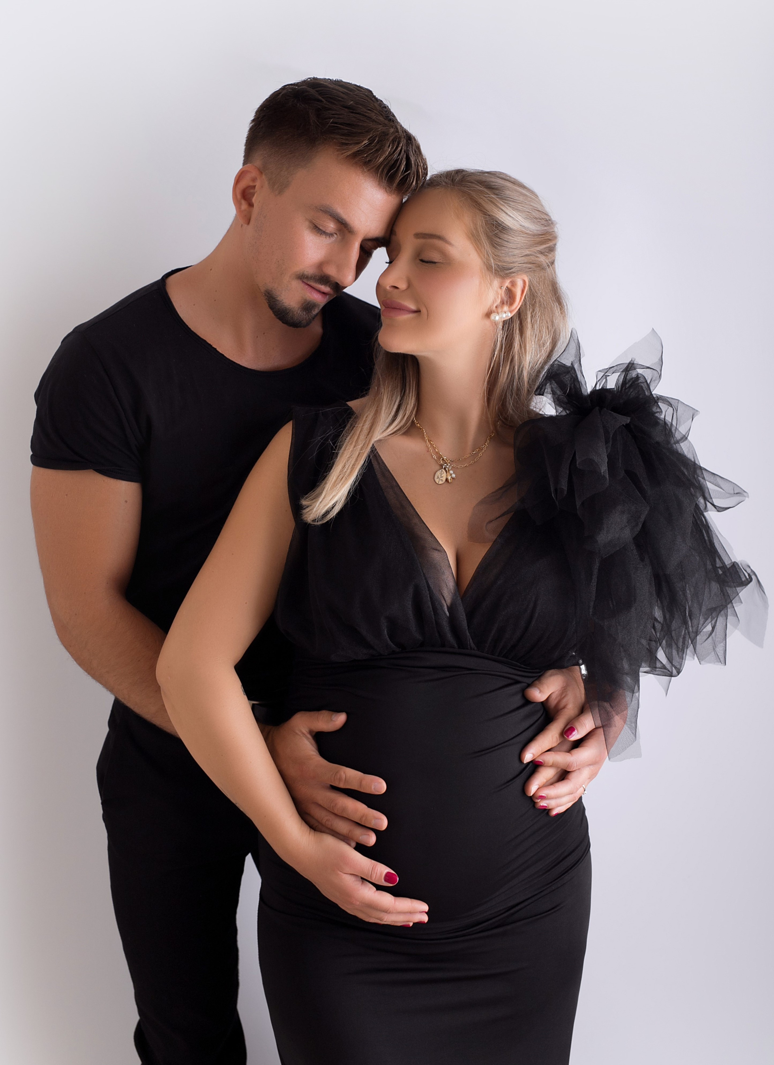 Babybauch. Neugeborenen & Babyfotografie Marina Buch in Wickede Ruhr NRW
