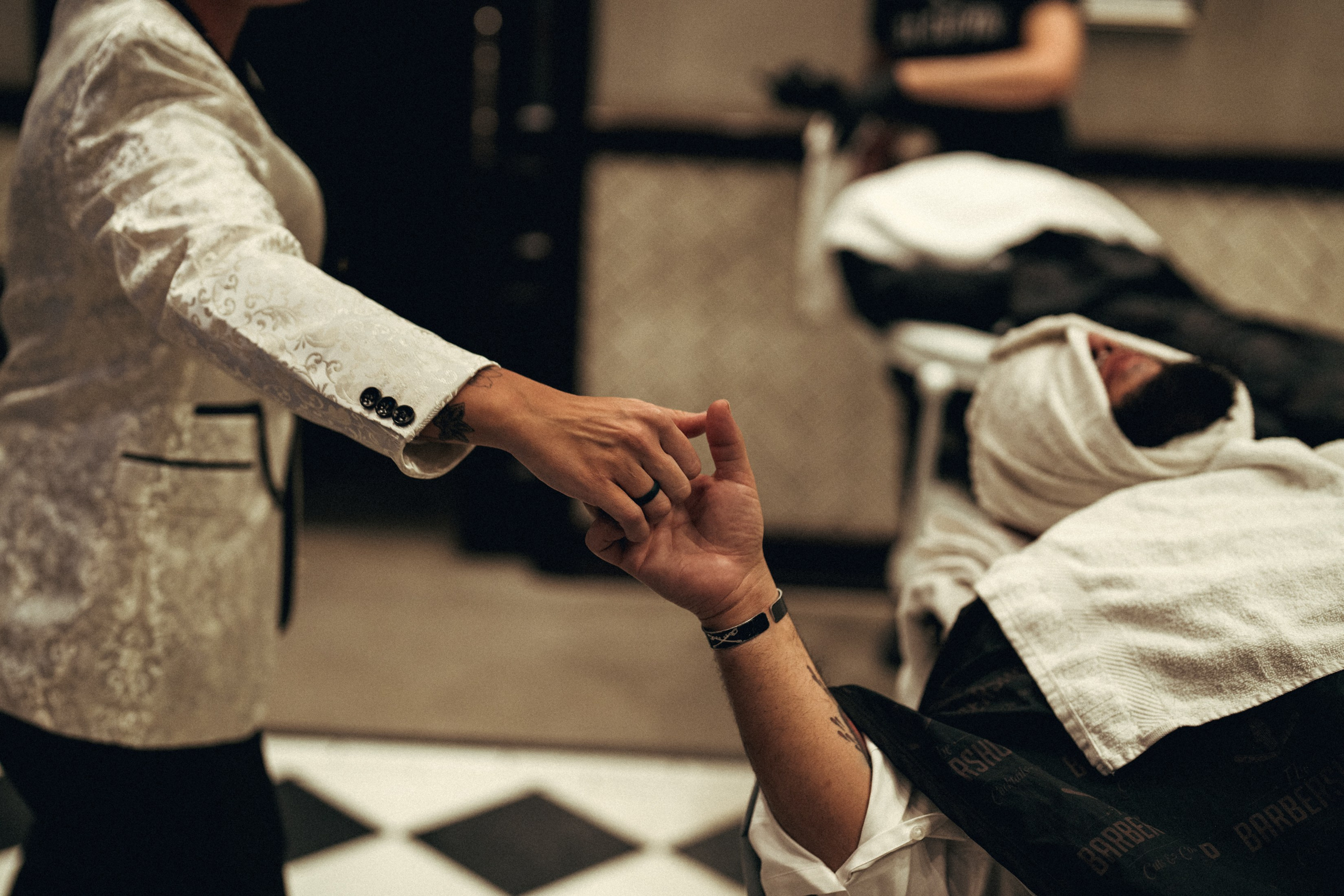 Christina’s bachelor party. Wedding & elopement photographer Viktoriya Kravtsov. Las Vegas