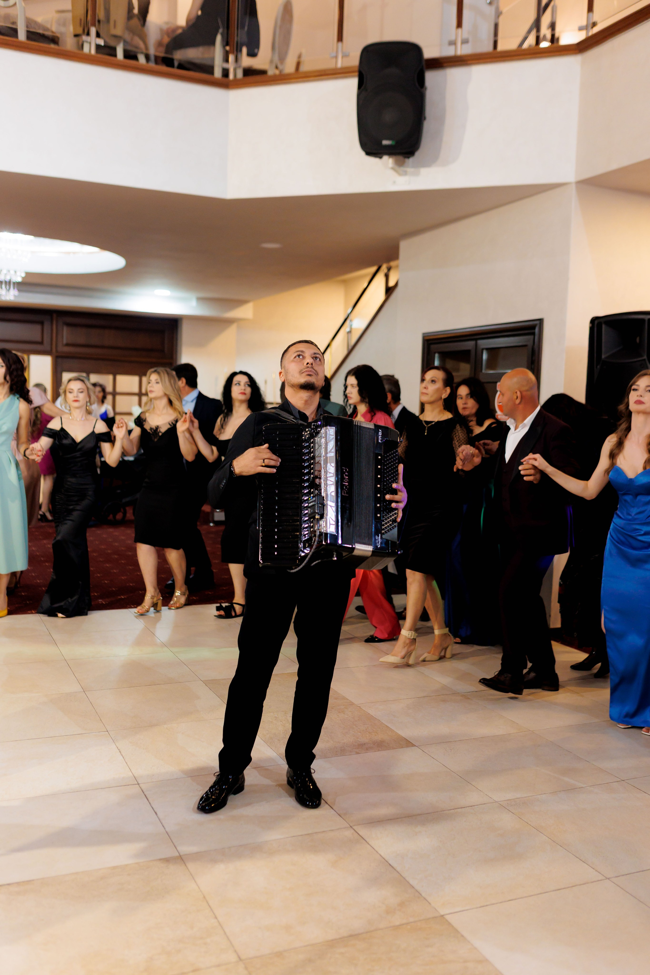 Loredana & Emilian – Ziua Nunții | Videografie - fotografie Botez Suceava, Iași, Botoșani. Servicii foto-video profesionale, pentru momente de neuitat