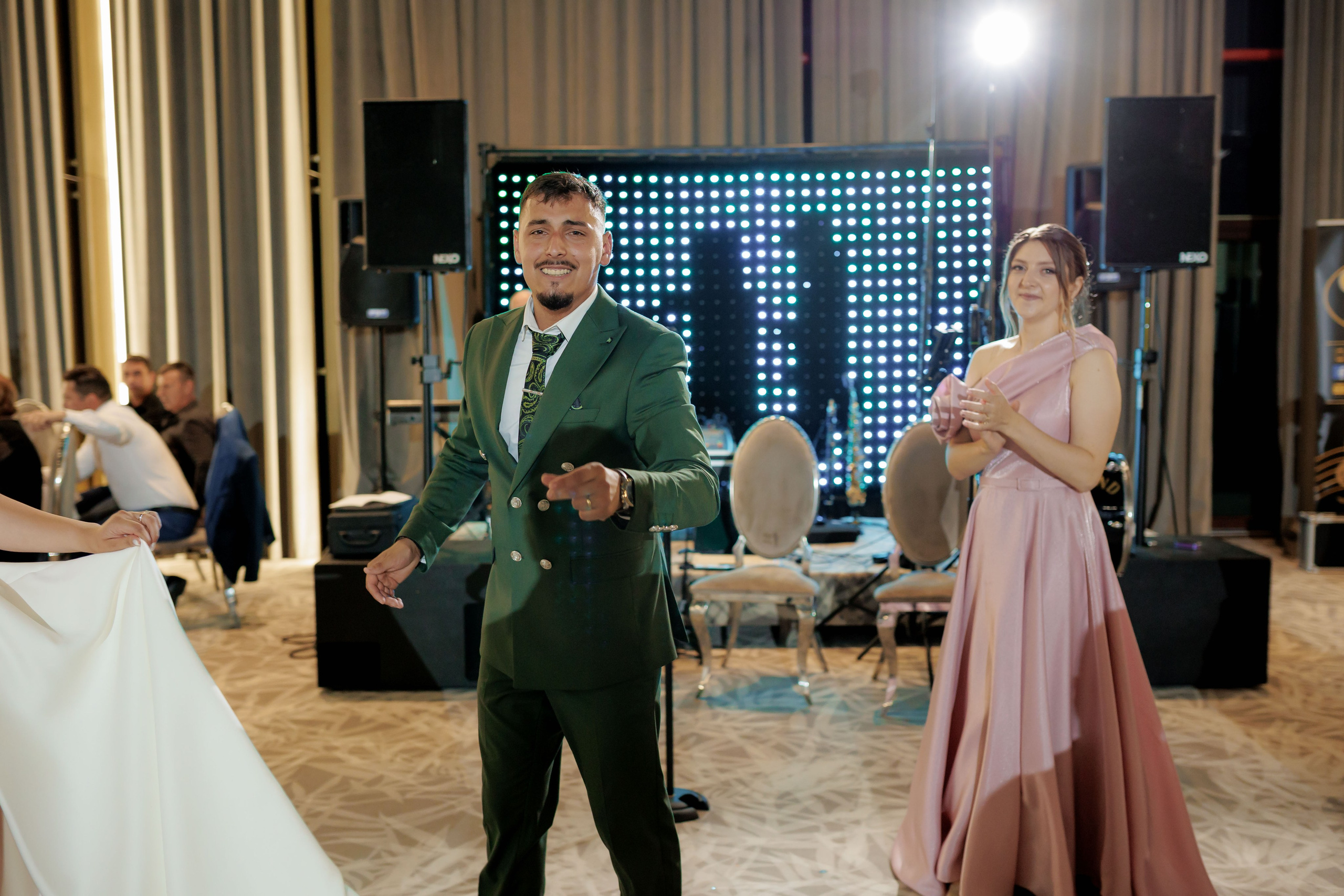 Nunta Nicoleta & Răzvan | Fotografie & Videografie Profesională. Servicii foto-video profesionale, pentru momente de neuitat