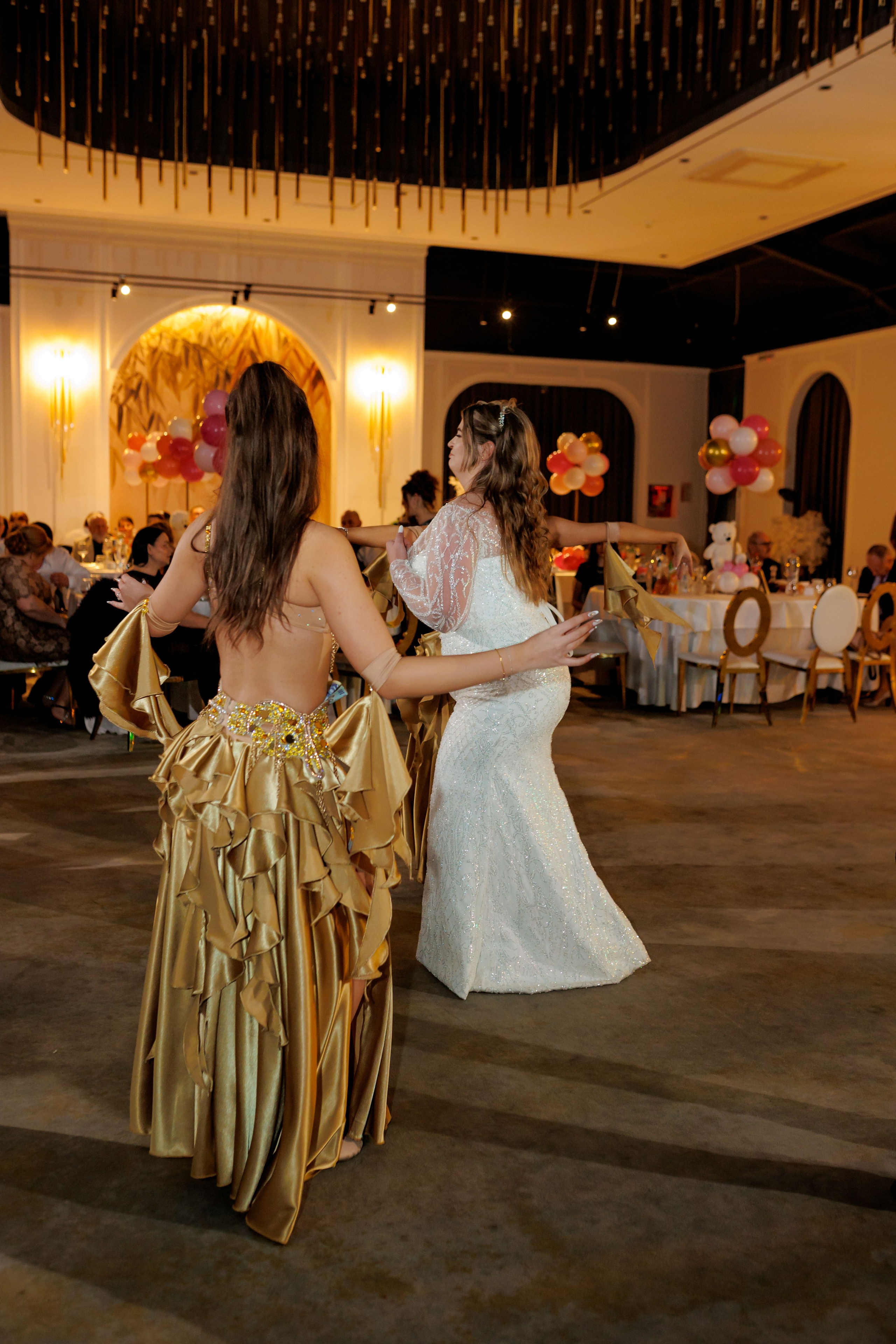 Povestea voastră, regizată de noi |Cristi Turculet Videograf Nuntă Suceava | wedding highlight. Servicii foto-video profesionale, pentru momente de neuitat