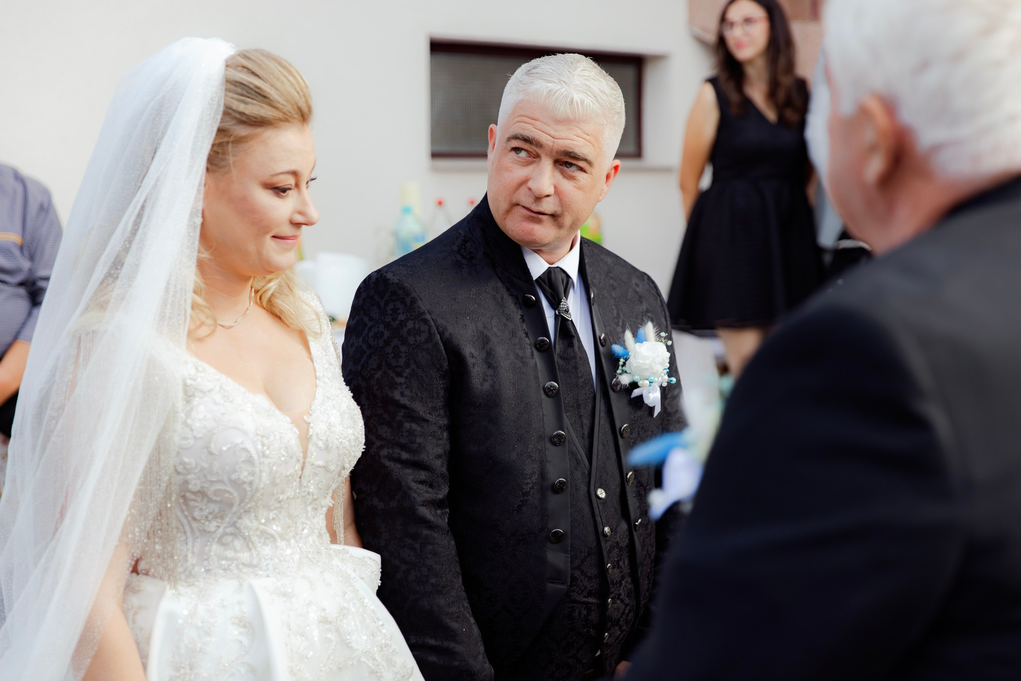 Mihai & Oana. Servicii foto-video profesionale, pentru momente de neuitat