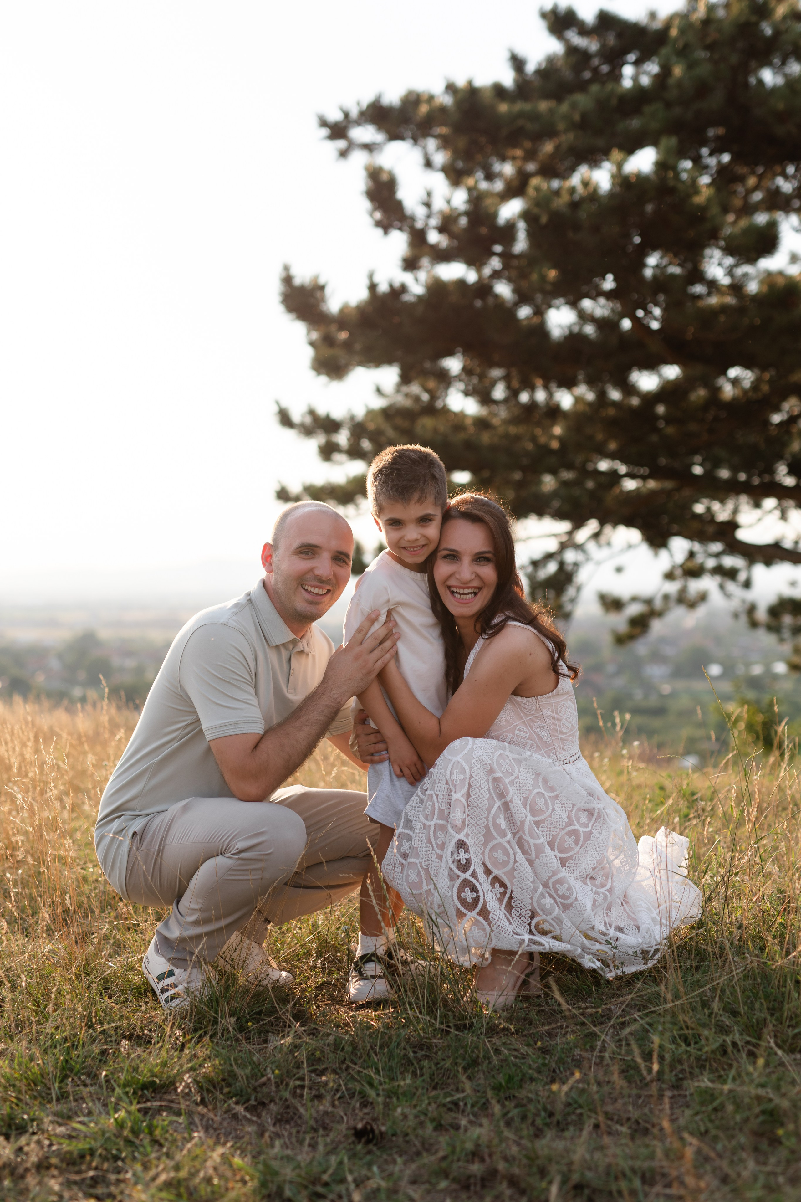 Claudia, Ionut & Cezar — Family. Main