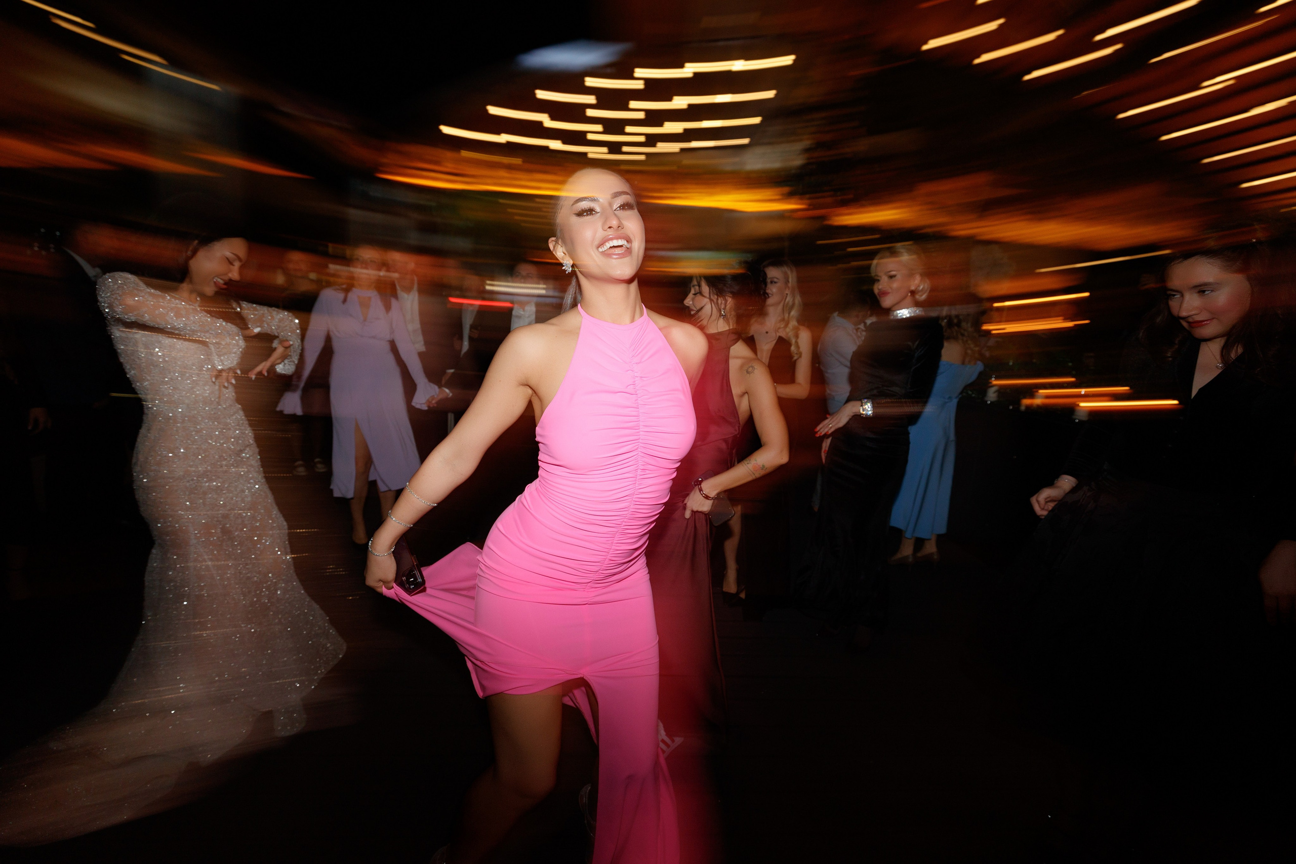 Victor & Andreea | Fotografie de nuntă. Scarlat Photography