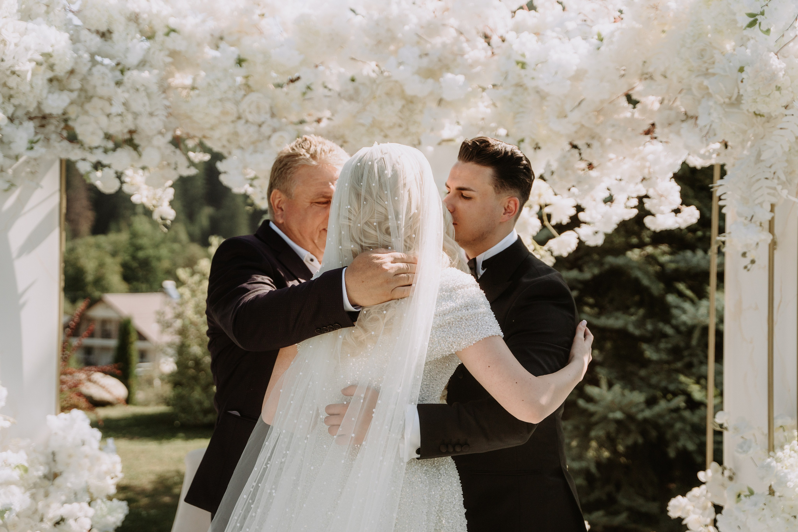Robert & Bianca. Spoiala Brothers — Wedding Films & Photography