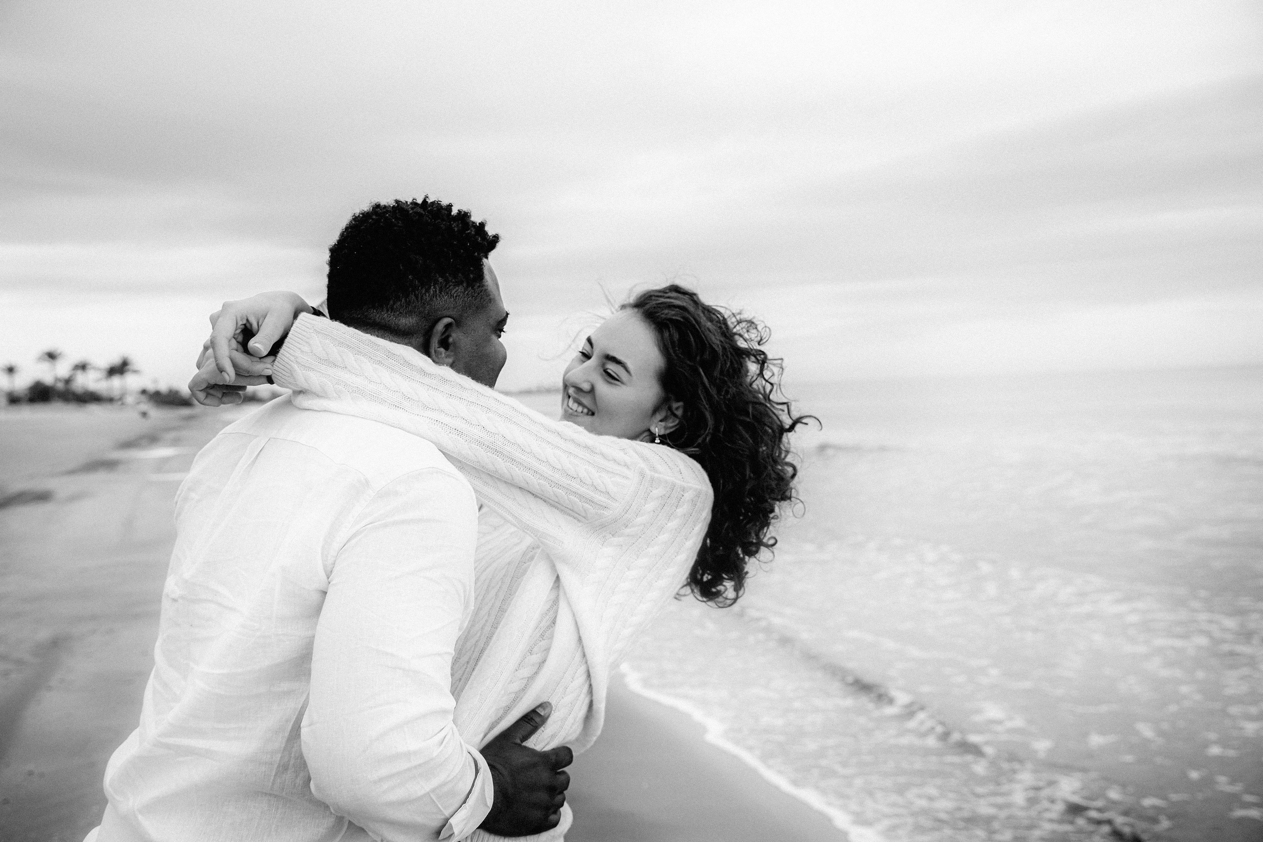 Love Story Photography by Julia Gnatenko | Romantic Photoshoots in Valencia, Alicante, Barcelona, Spain. Julia Gnatenko — Photographer Valencia, Alicante, Barcelona, Spain, Europe