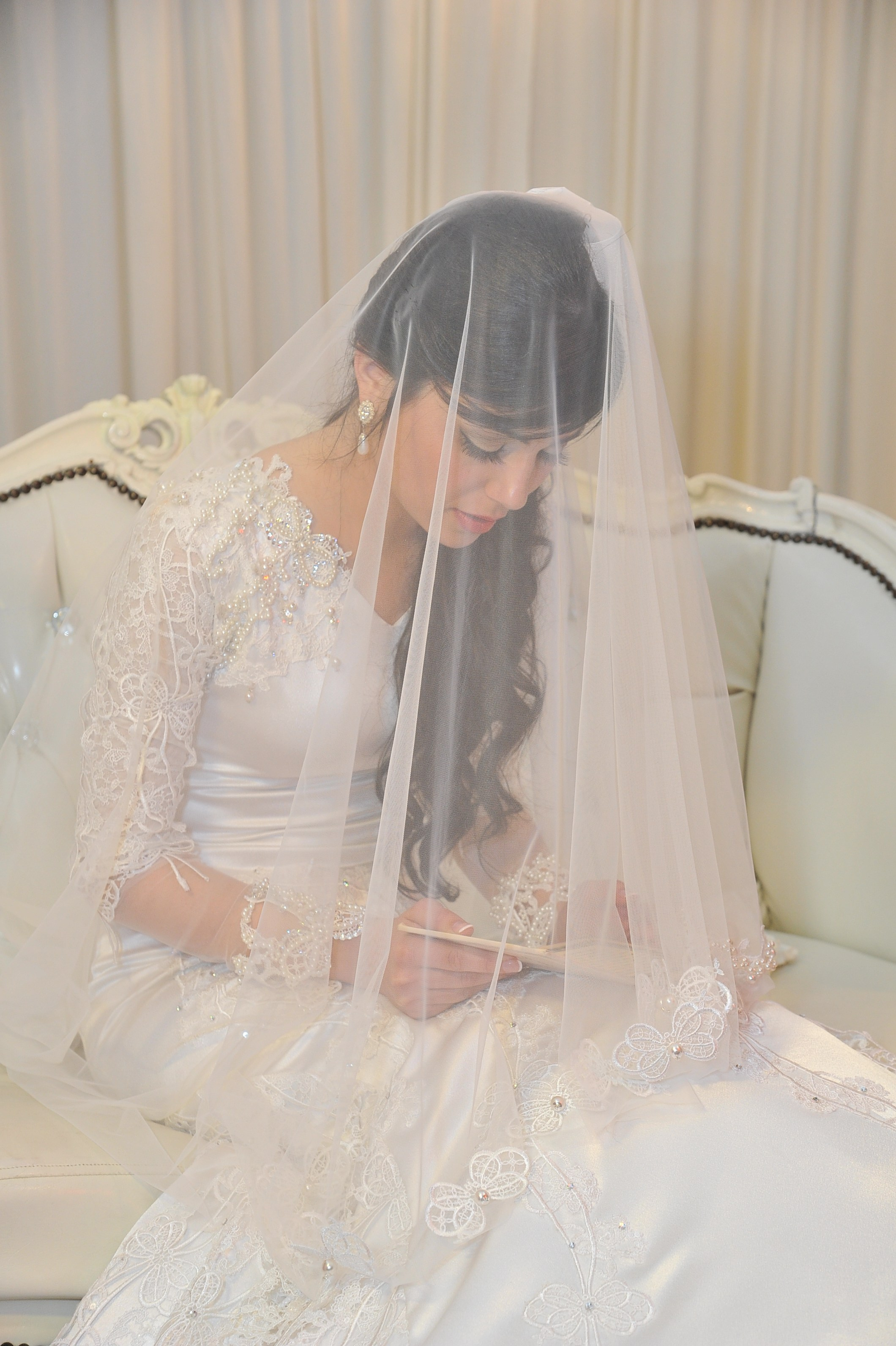 Hedva & Avi. Wedding and events photographers Studio Shalom