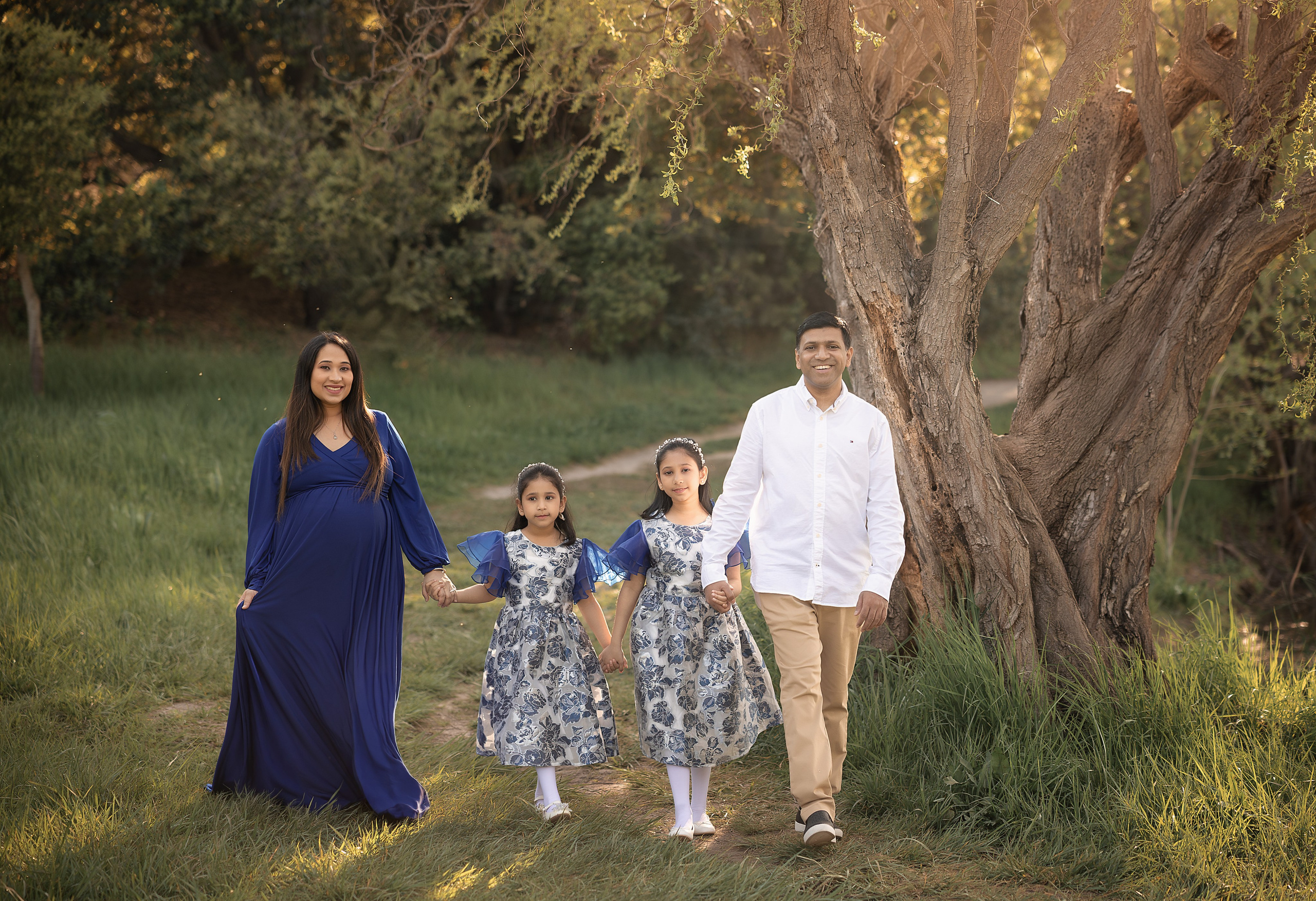 FAMILY & MATERNITY PHOTOGRAPHY. Couples & Families photographer in Bay Area, San Jose, California